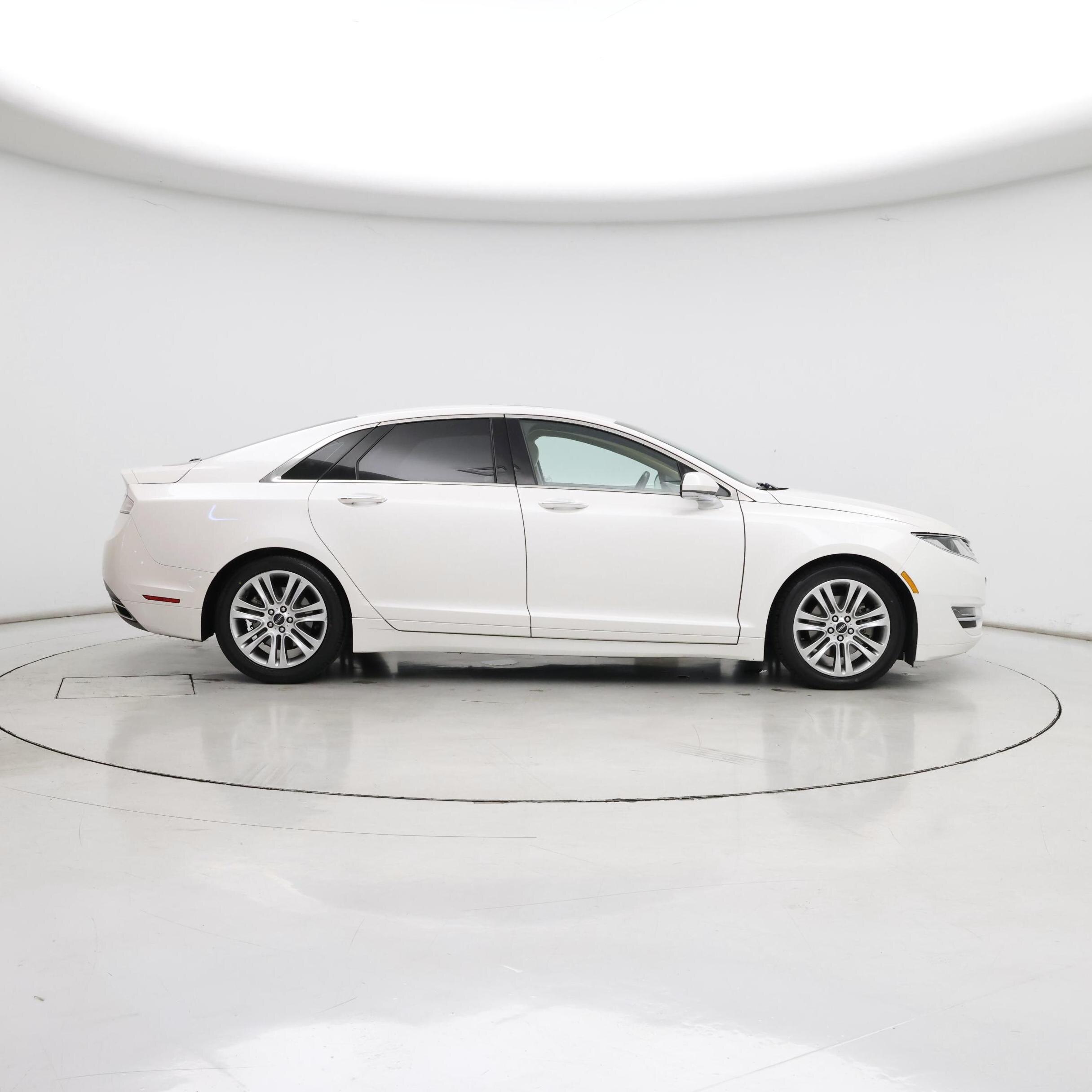 Thumbnail: 2015 Lincoln MKZ - 7