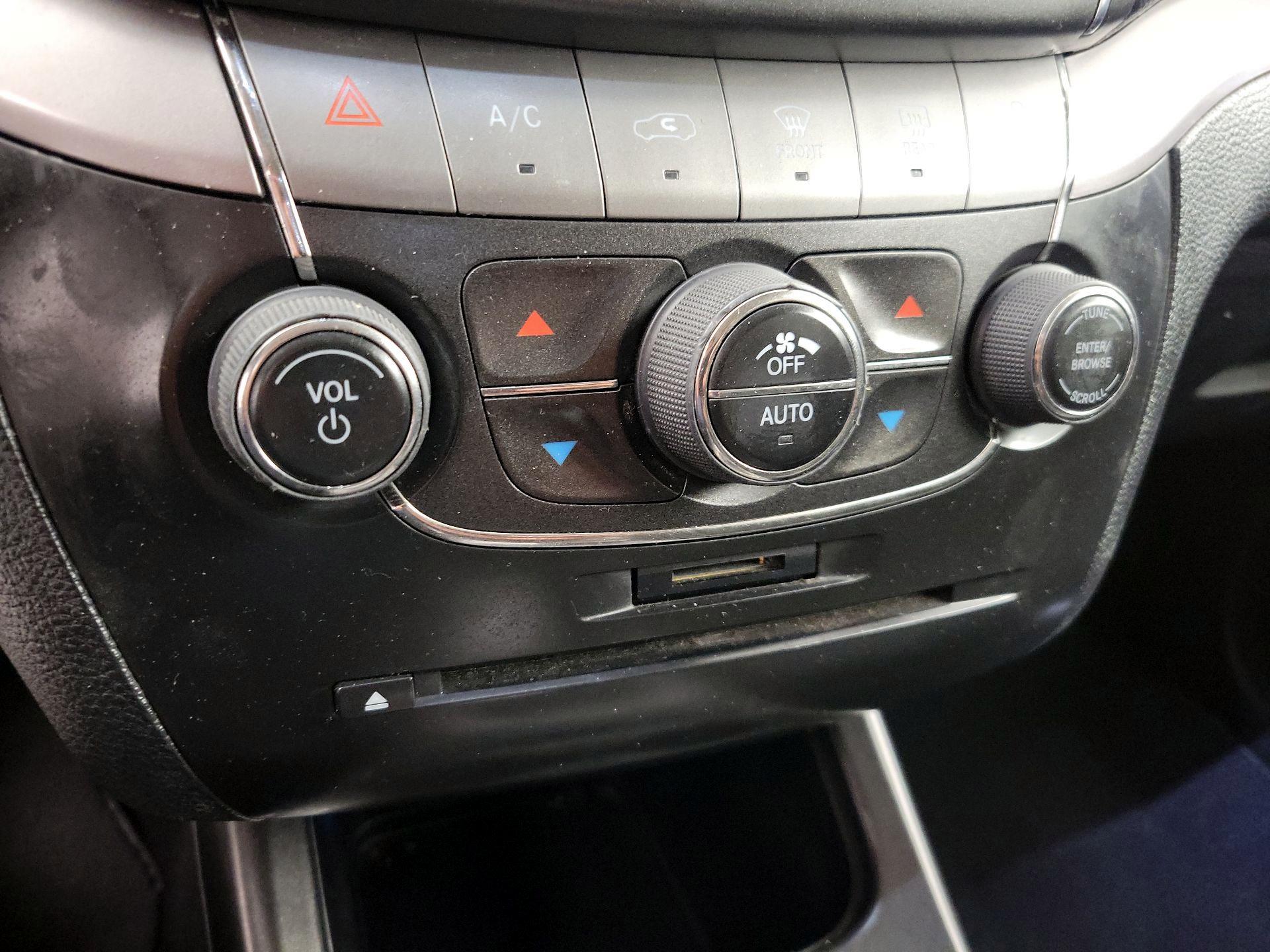 Thumbnail: 2018 Dodge Journey - 16