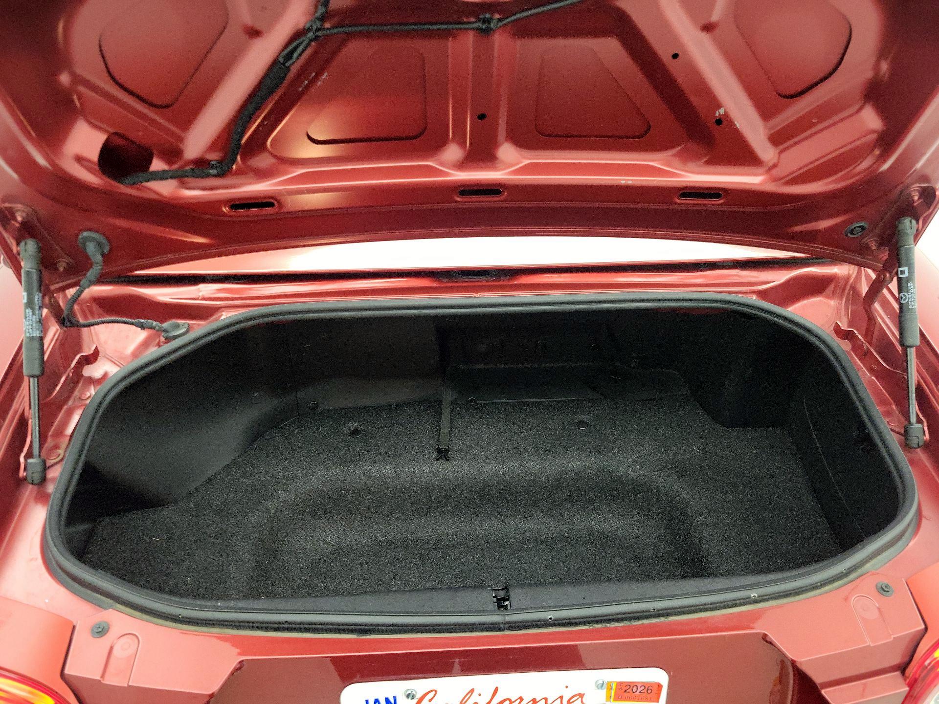 Thumbnail: 2015 Mazda MX-5 Miata - 17