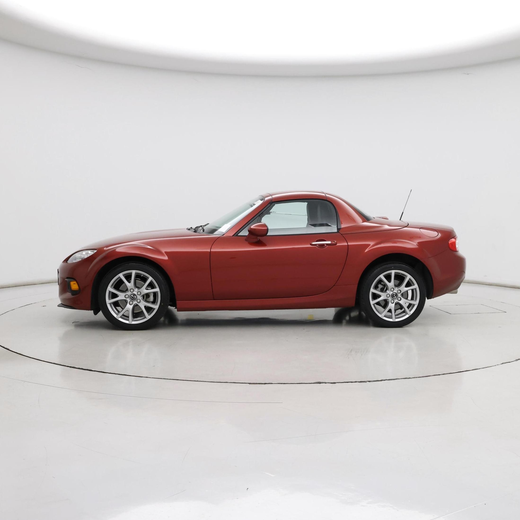 Thumbnail: 2015 Mazda MX-5 Miata - 3