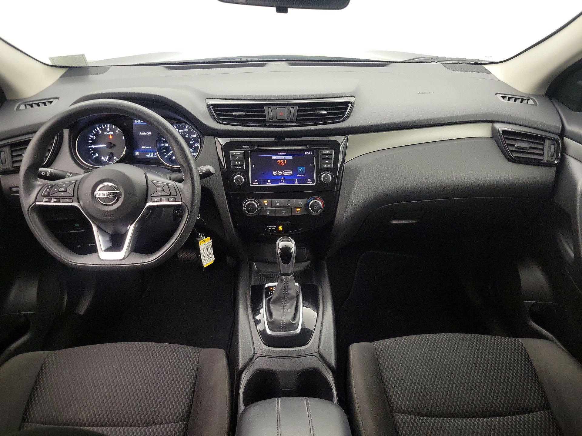 Thumbnail: 2019 Nissan Rogue Sport - 9