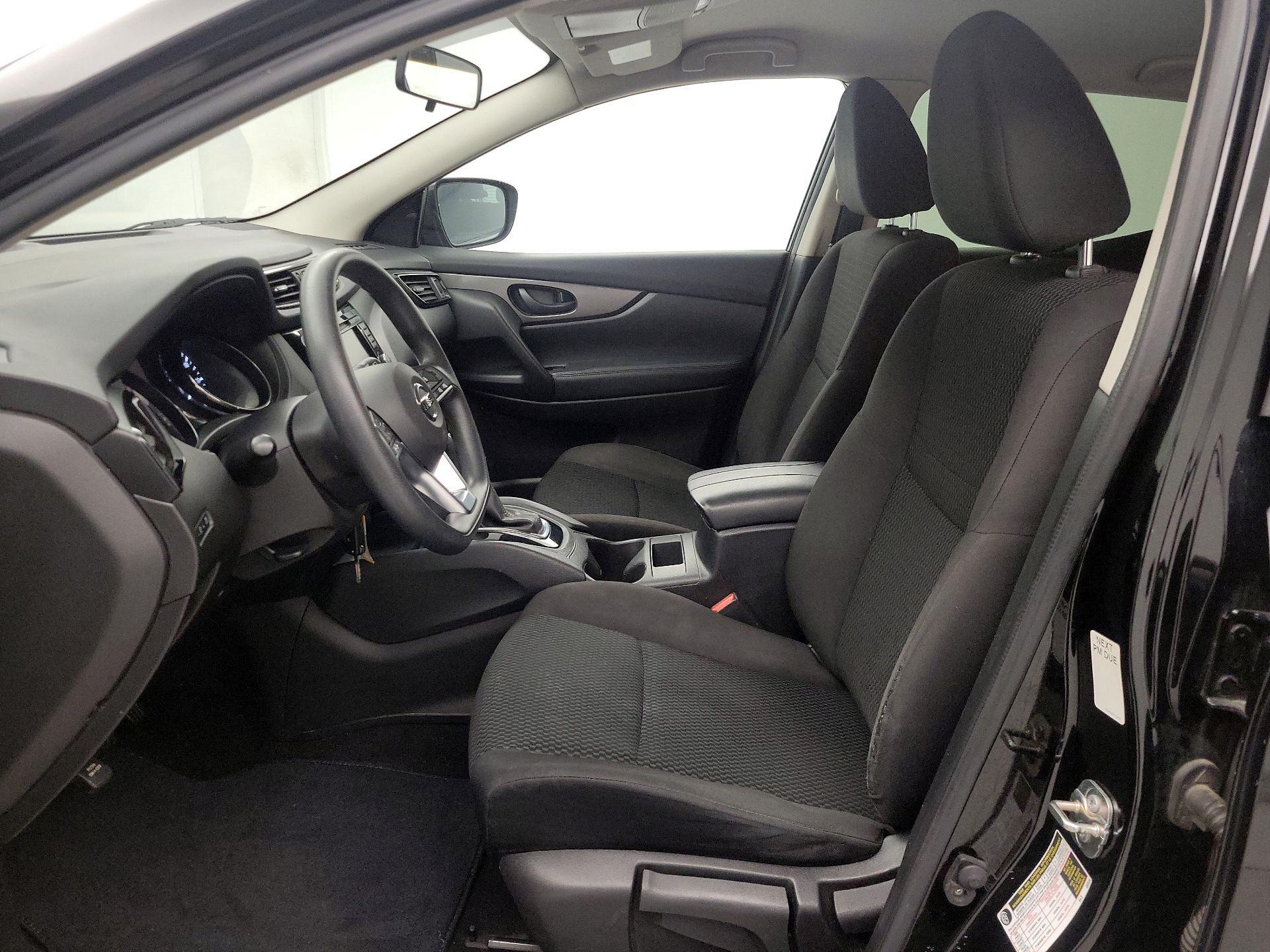 Thumbnail: 2019 Nissan Rogue Sport - 11