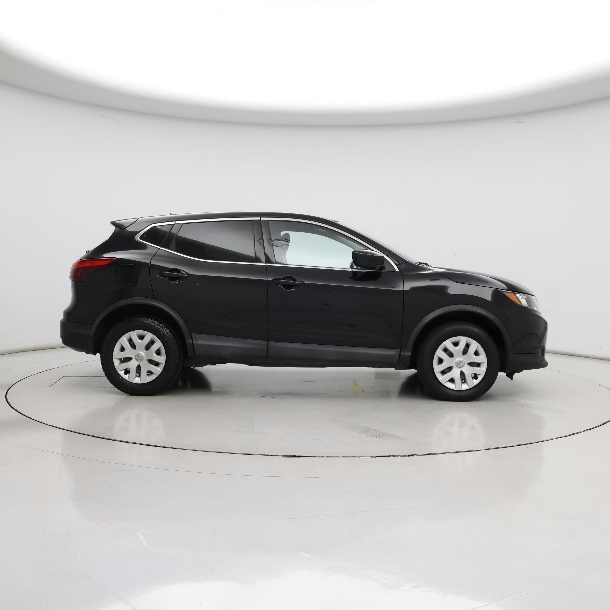 Thumbnail: 2019 Nissan Rogue Sport - 7