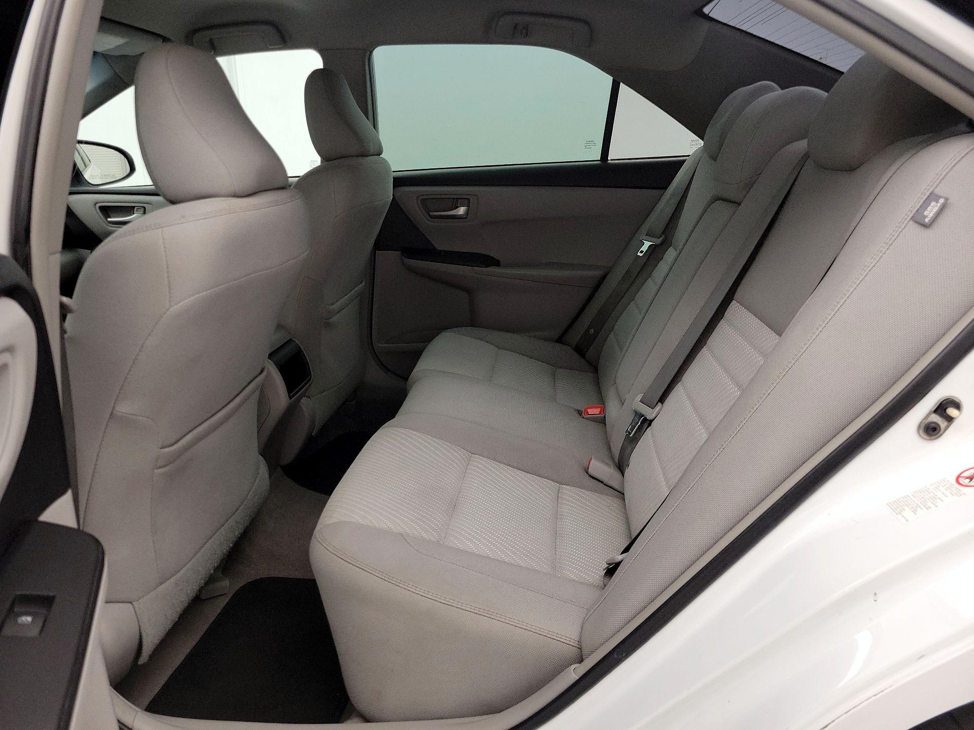 Thumbnail: 2016 Toyota Camry - 19