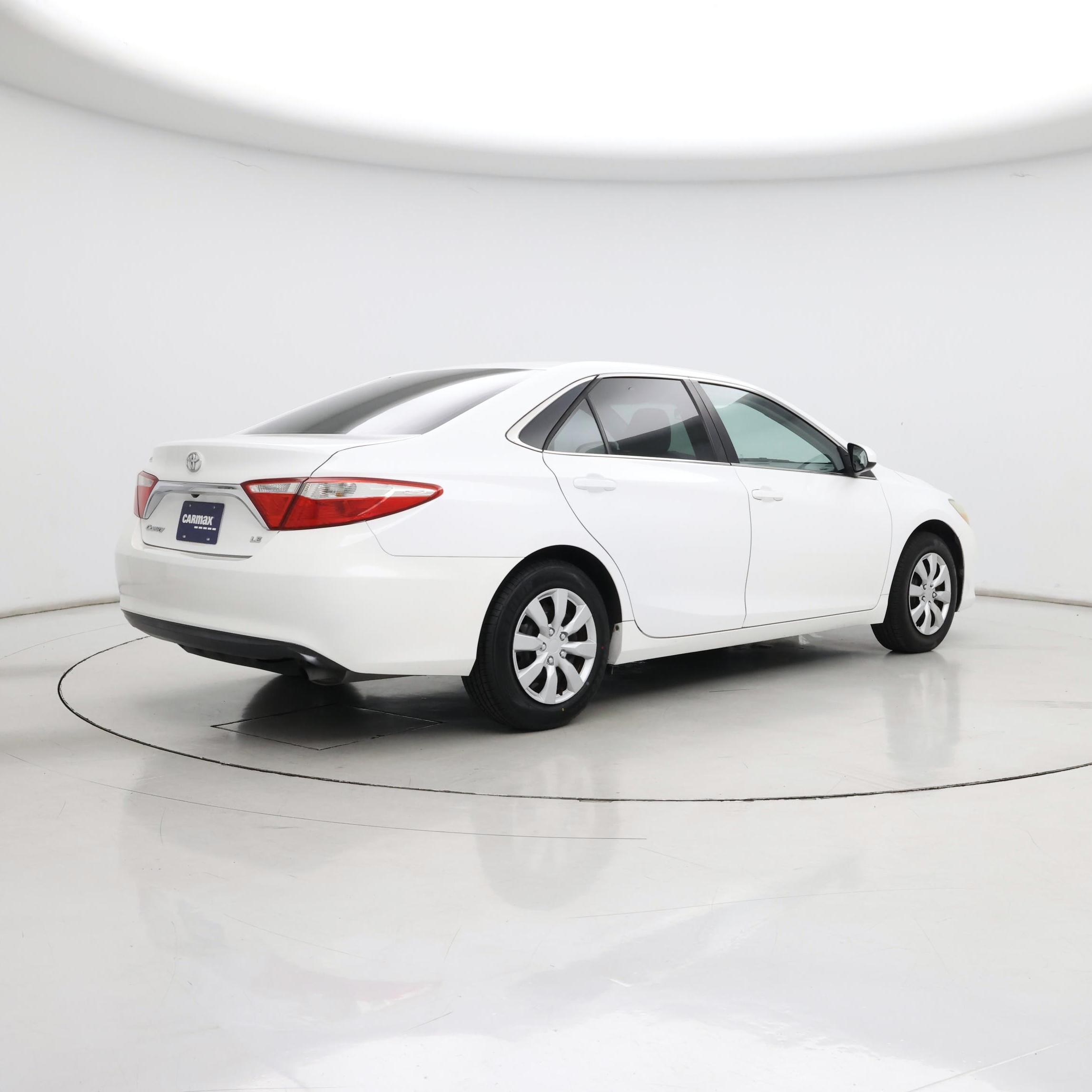 Thumbnail: 2016 Toyota Camry - 8