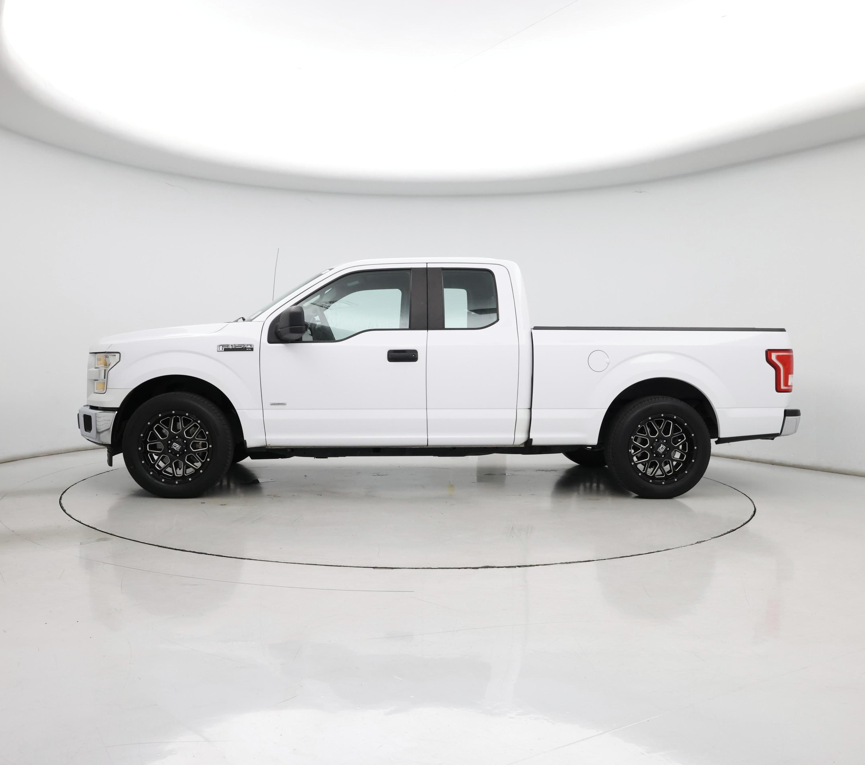 Thumbnail: 2017 Ford F-150 - 3