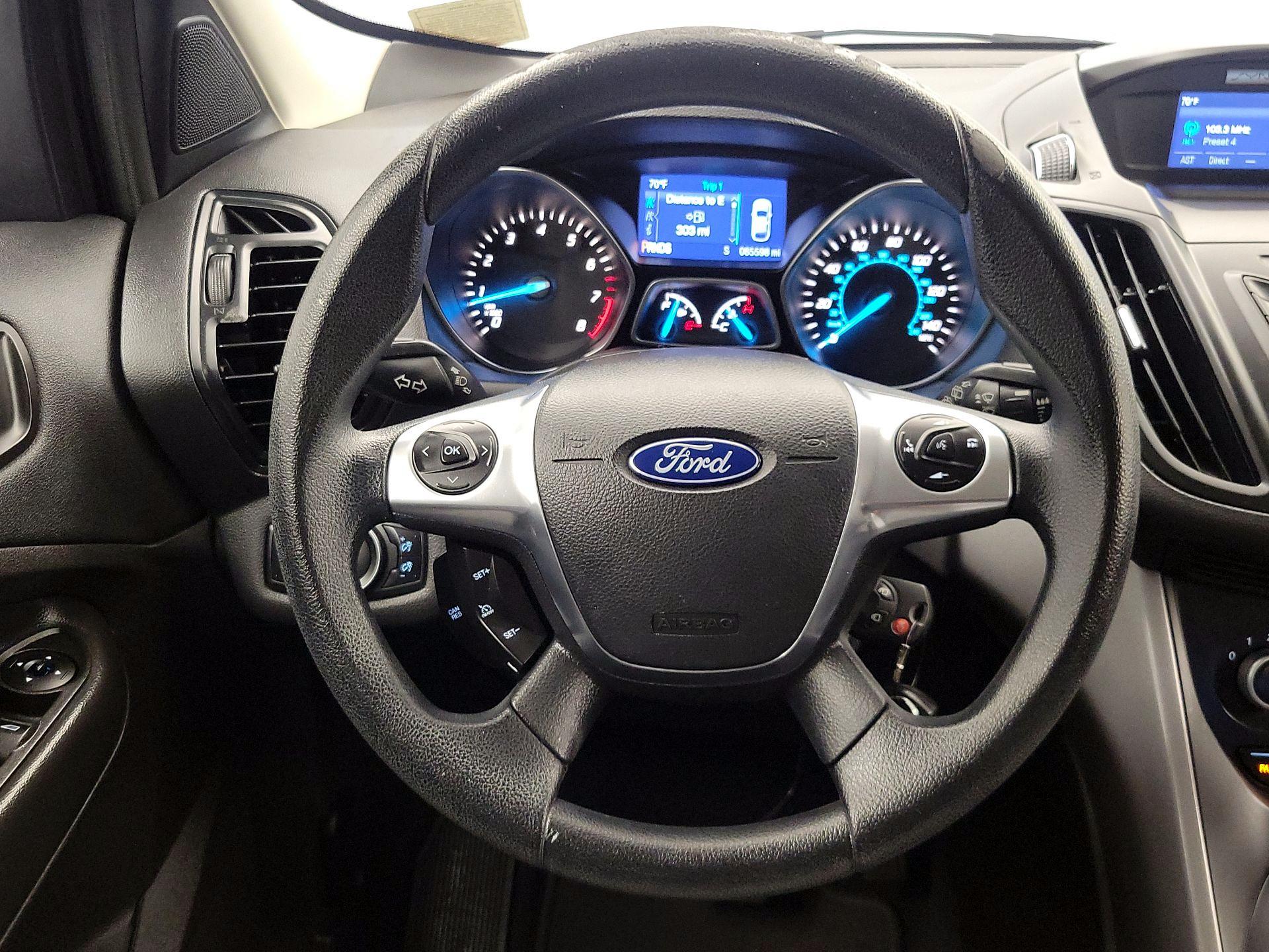 Thumbnail: 2015 Ford Escape - 10