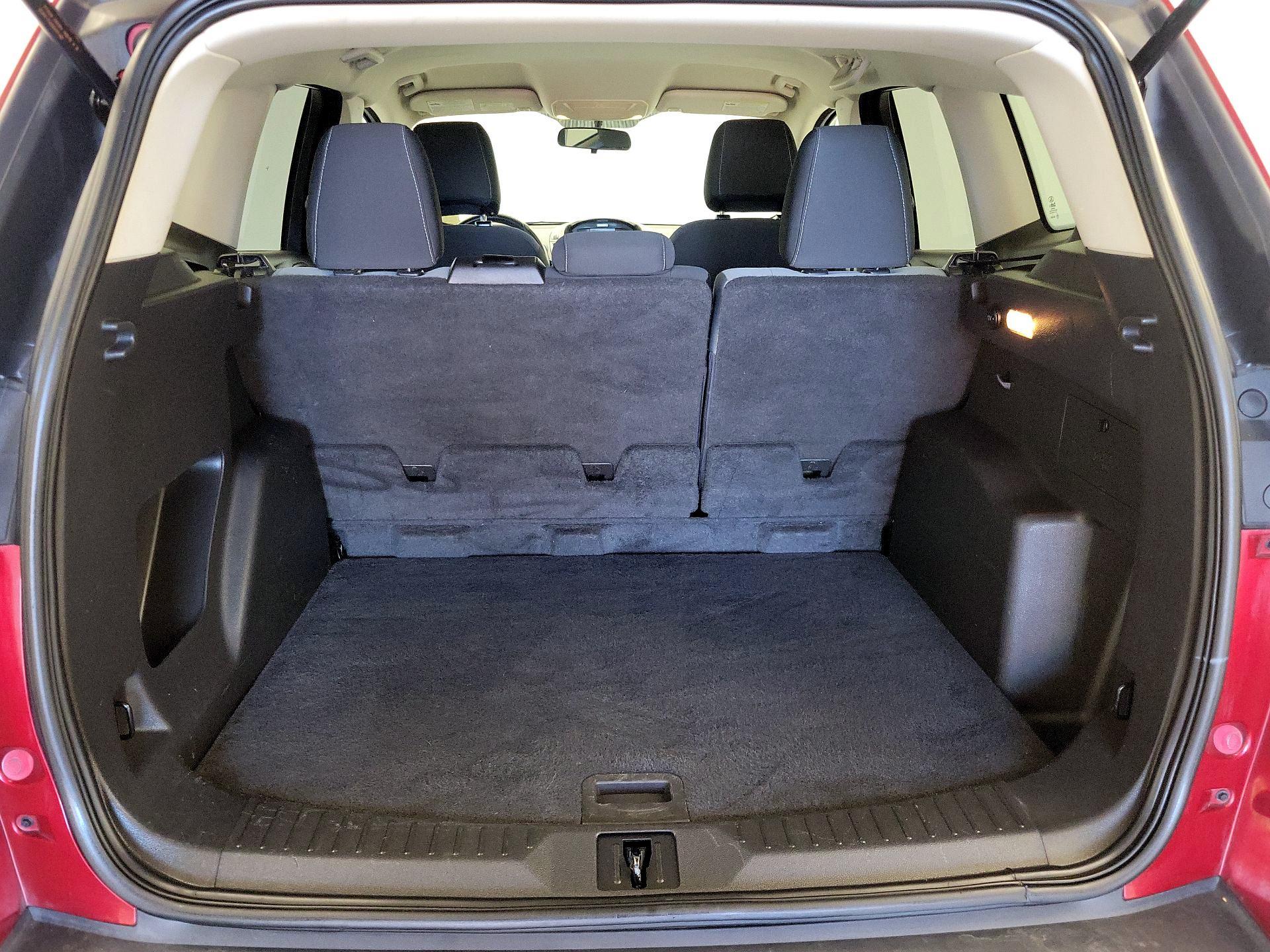 Thumbnail: 2015 Ford Escape - 20