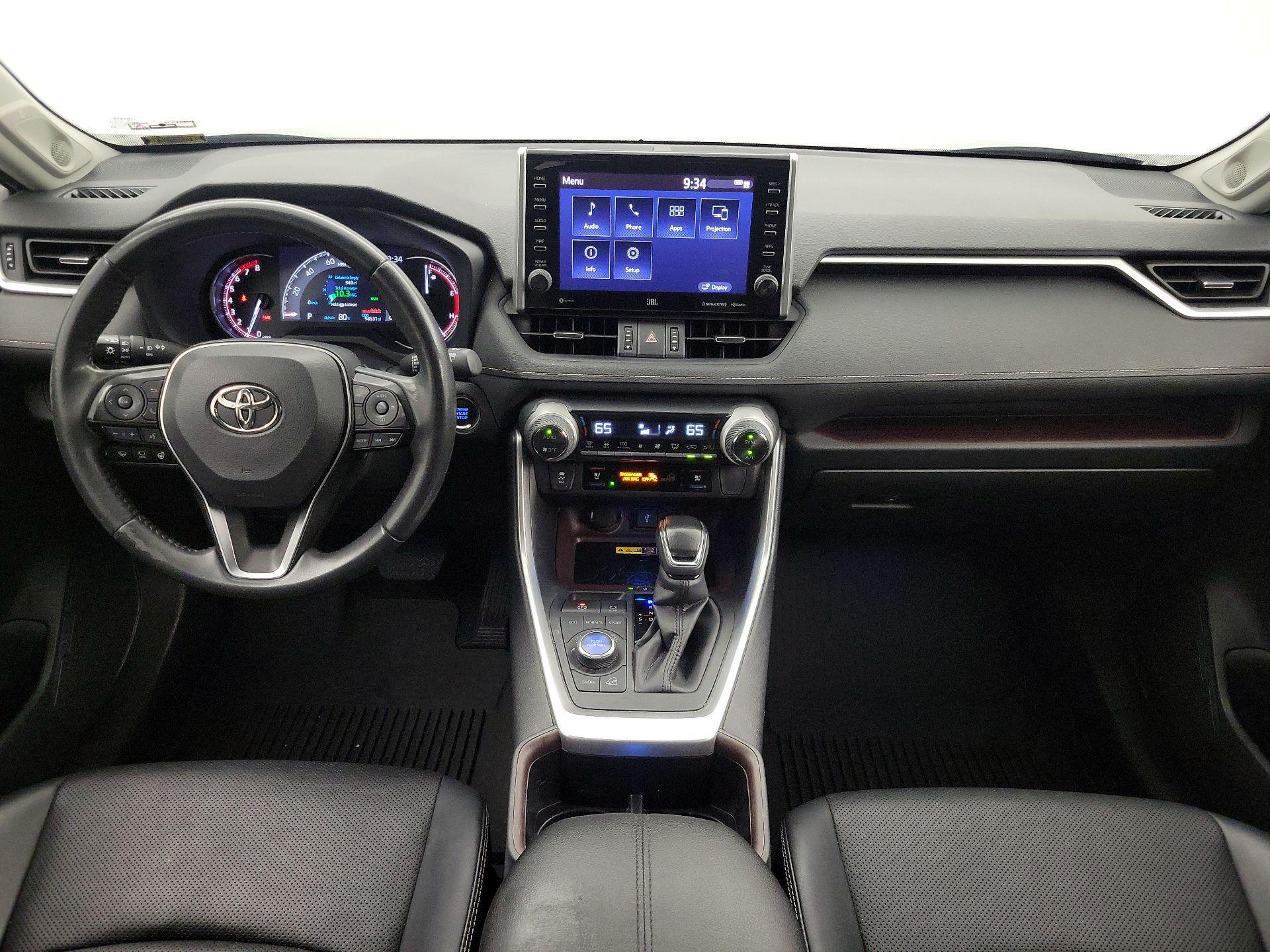 Thumbnail: 2022 Toyota RAV4 - 9