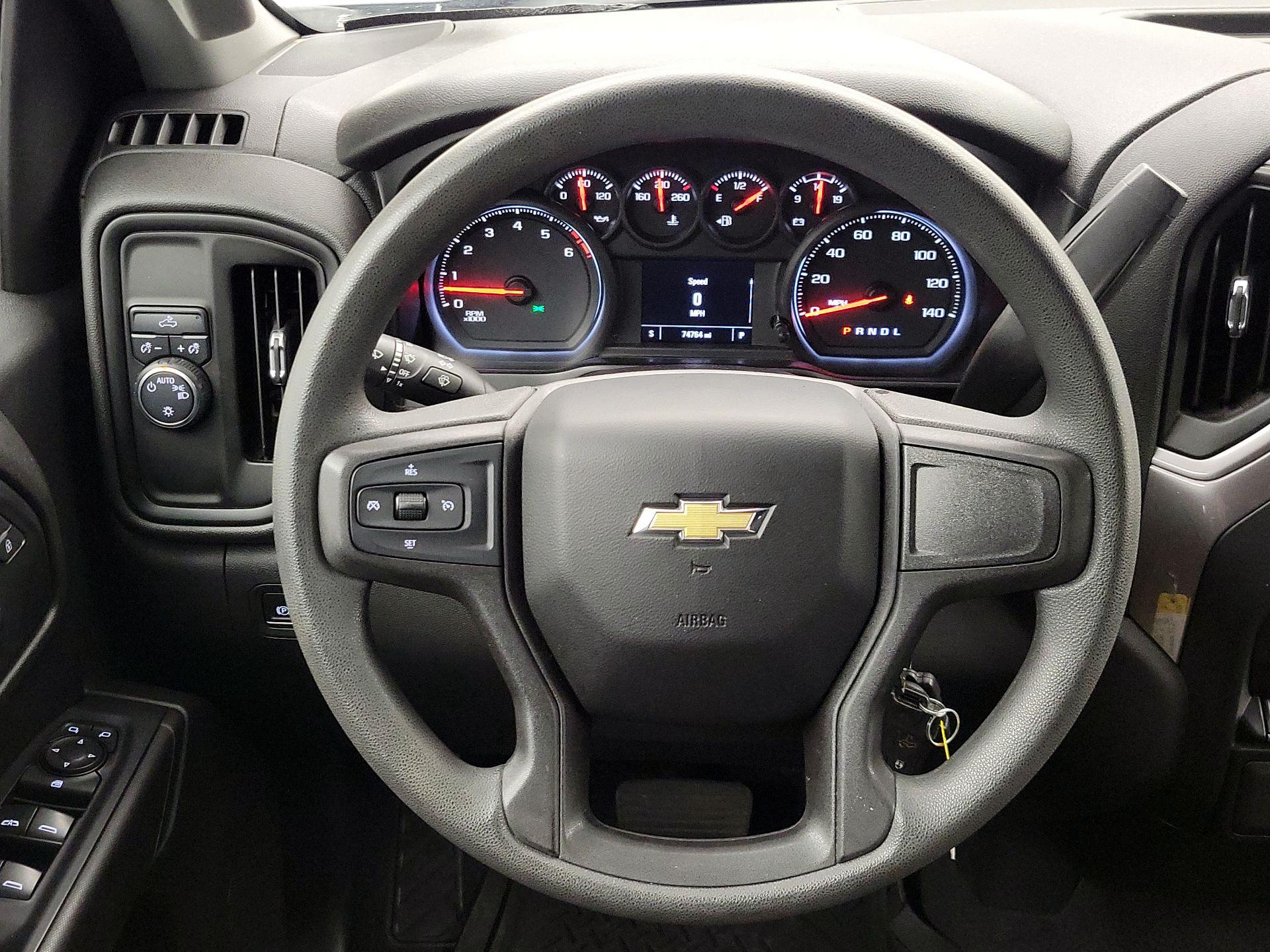 Thumbnail: 2020 Chevrolet Silverado 1500 - 10