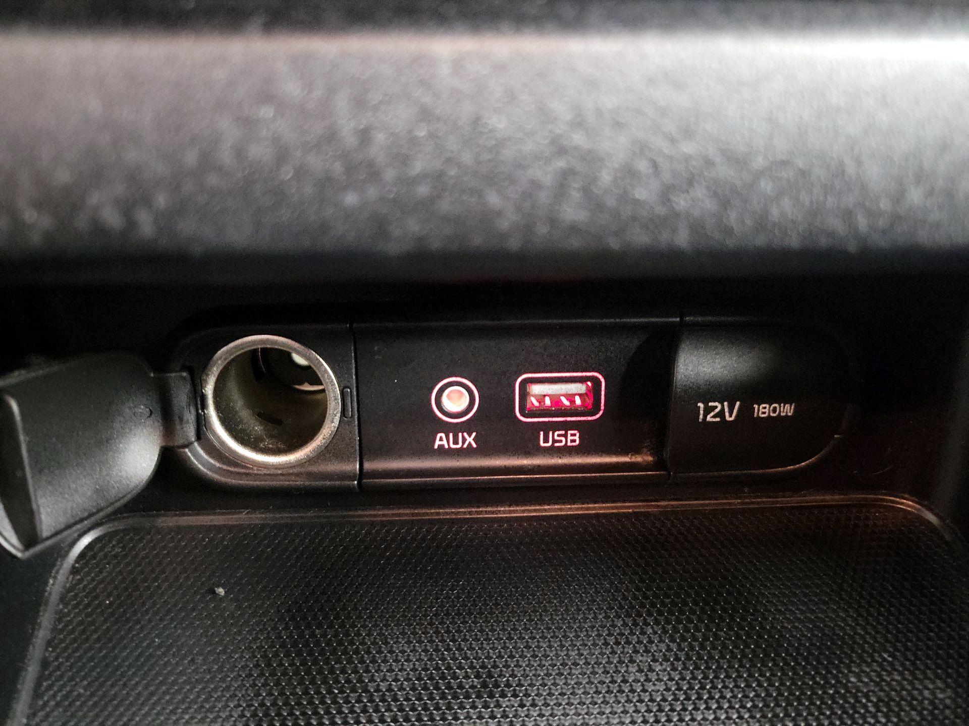 Thumbnail: 2019 Kia Forte - 18