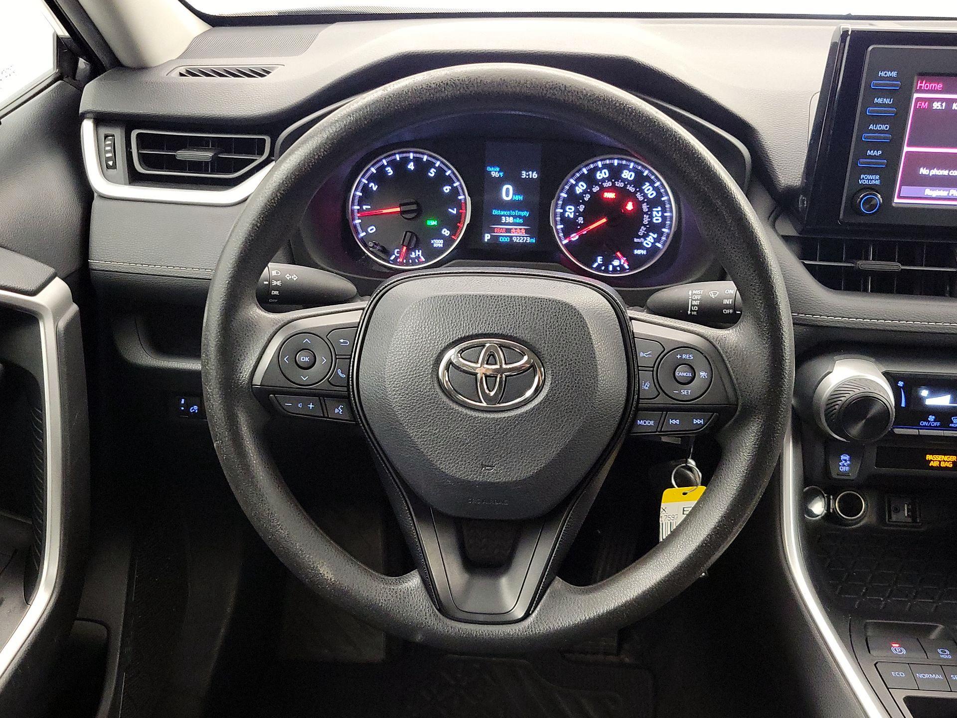 Thumbnail: 2019 Toyota RAV4 - 10