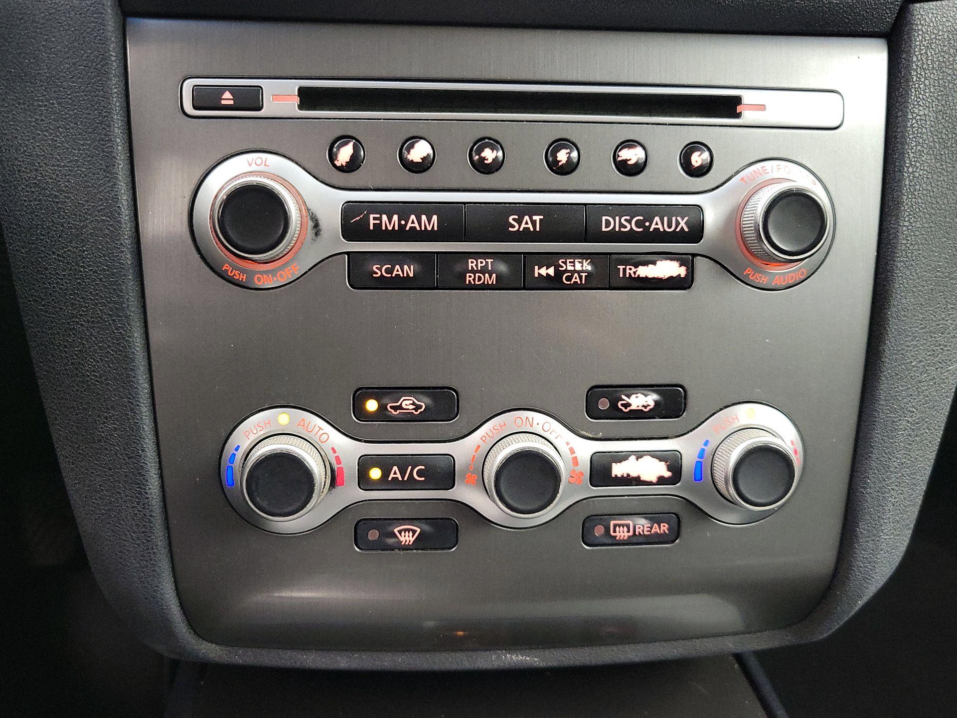 Thumbnail: 2014 Nissan Maxima - 17