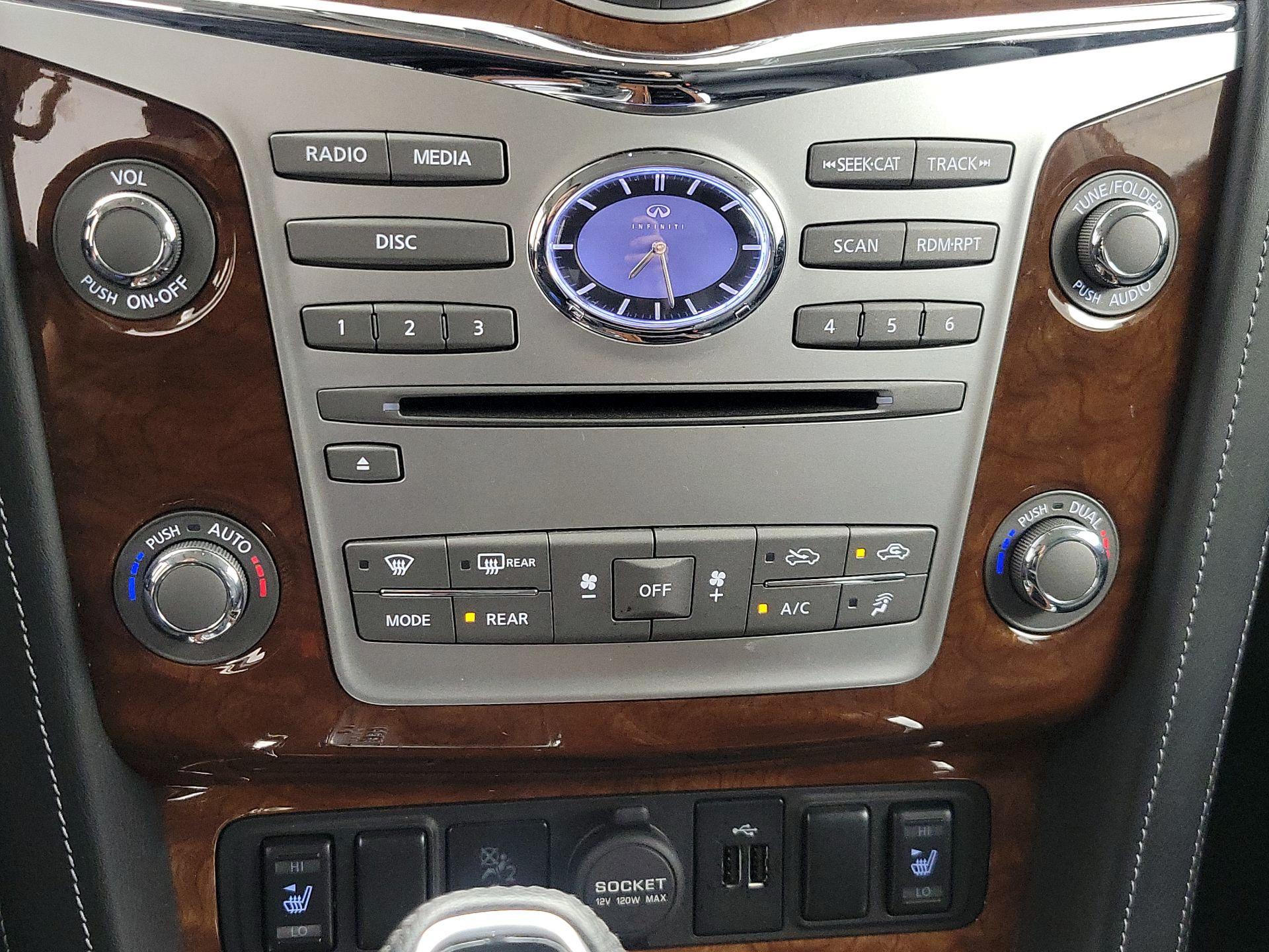 Thumbnail: 2019 INFINITI QX80 - 17