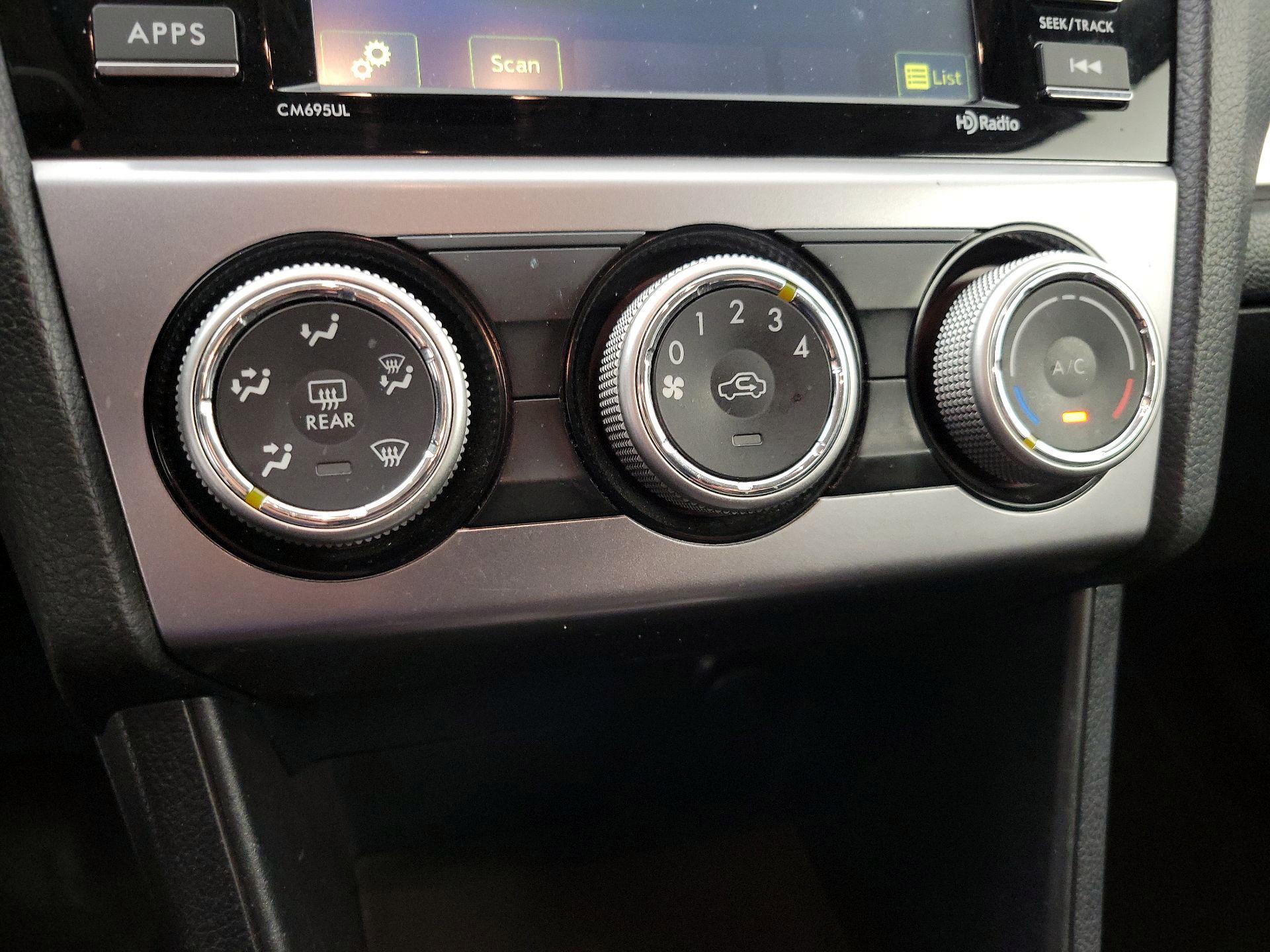 Thumbnail: 2017 Subaru Crosstrek - 16