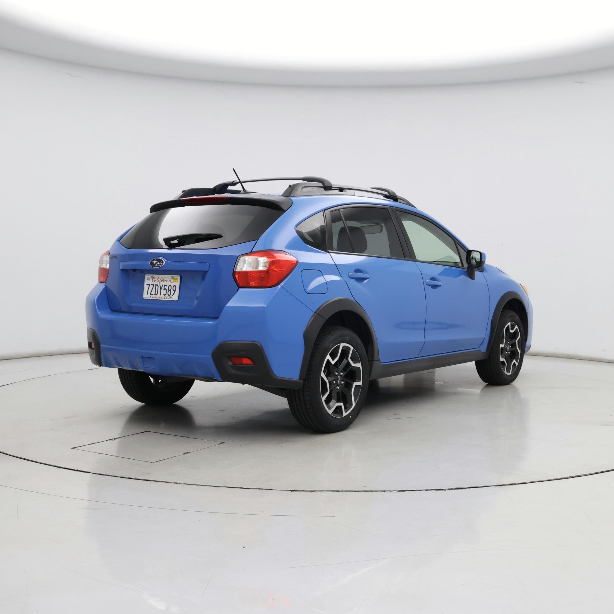 Thumbnail: 2017 Subaru Crosstrek - 8