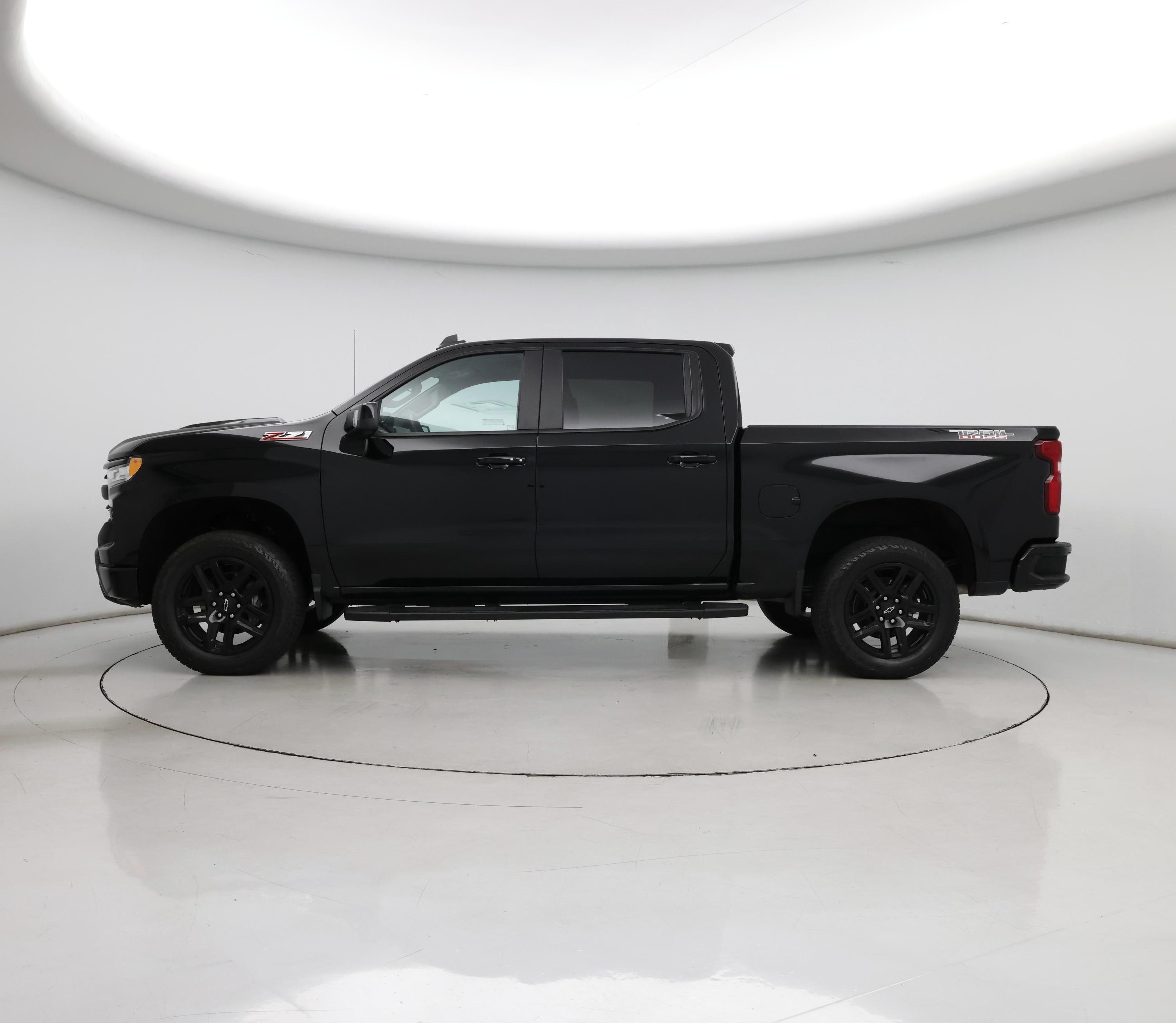 Thumbnail: 2024 Chevrolet Silverado 1500 - 3