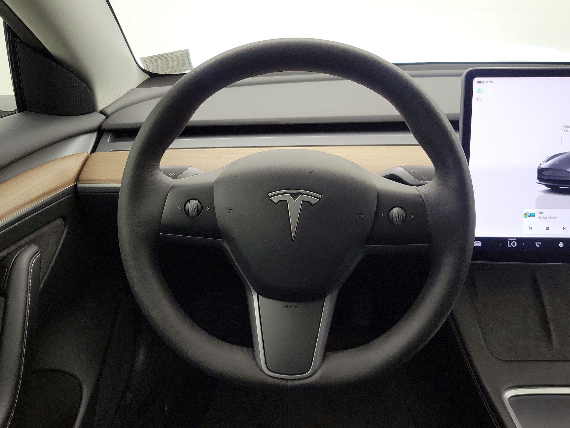 Thumbnail: 2022 Tesla Model 3 - 10