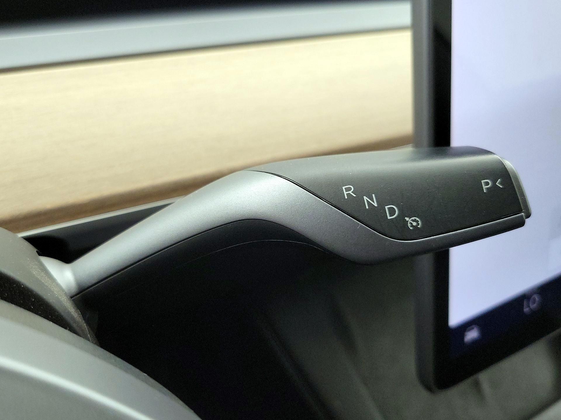 Thumbnail: 2022 Tesla Model 3 - 17