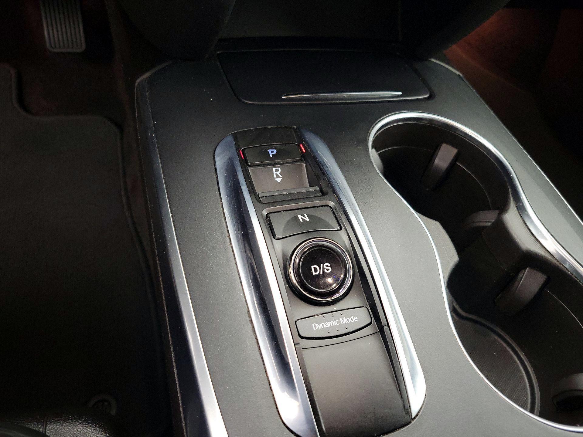 Thumbnail: 2017 Acura MDX - 18