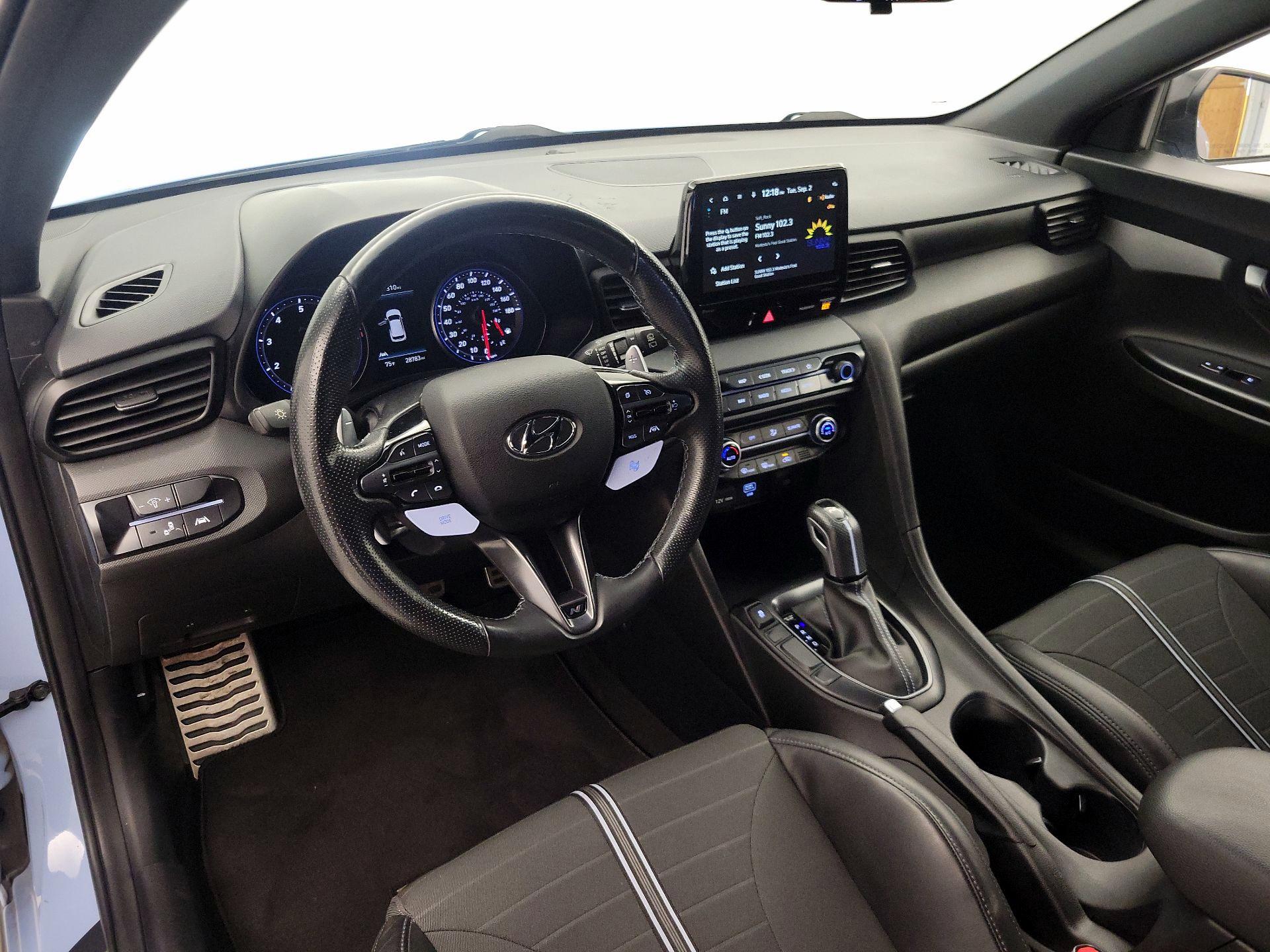 Thumbnail: 2022 Hyundai Veloster - 9