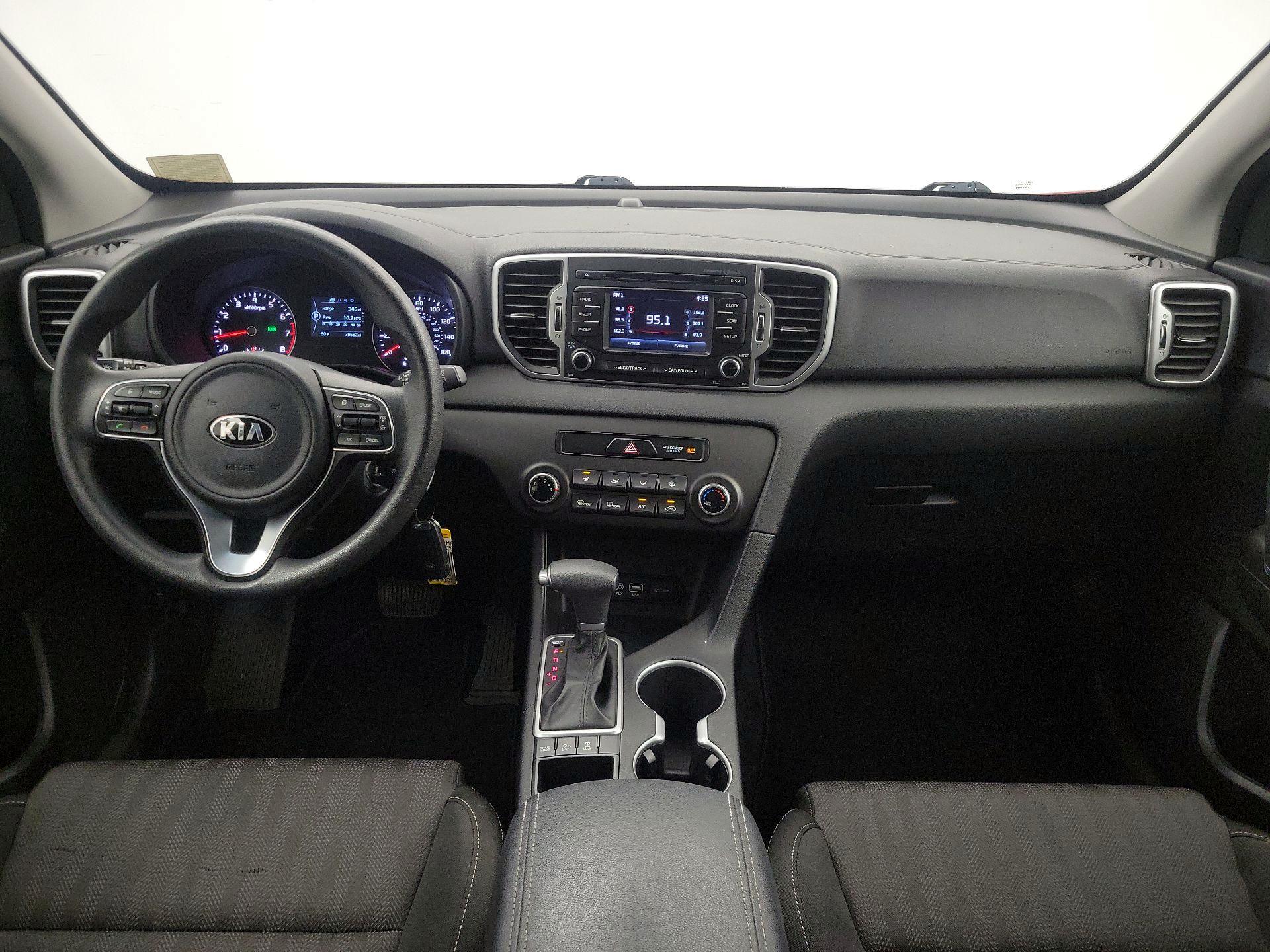 Thumbnail: 2017 Kia Sportage - 9