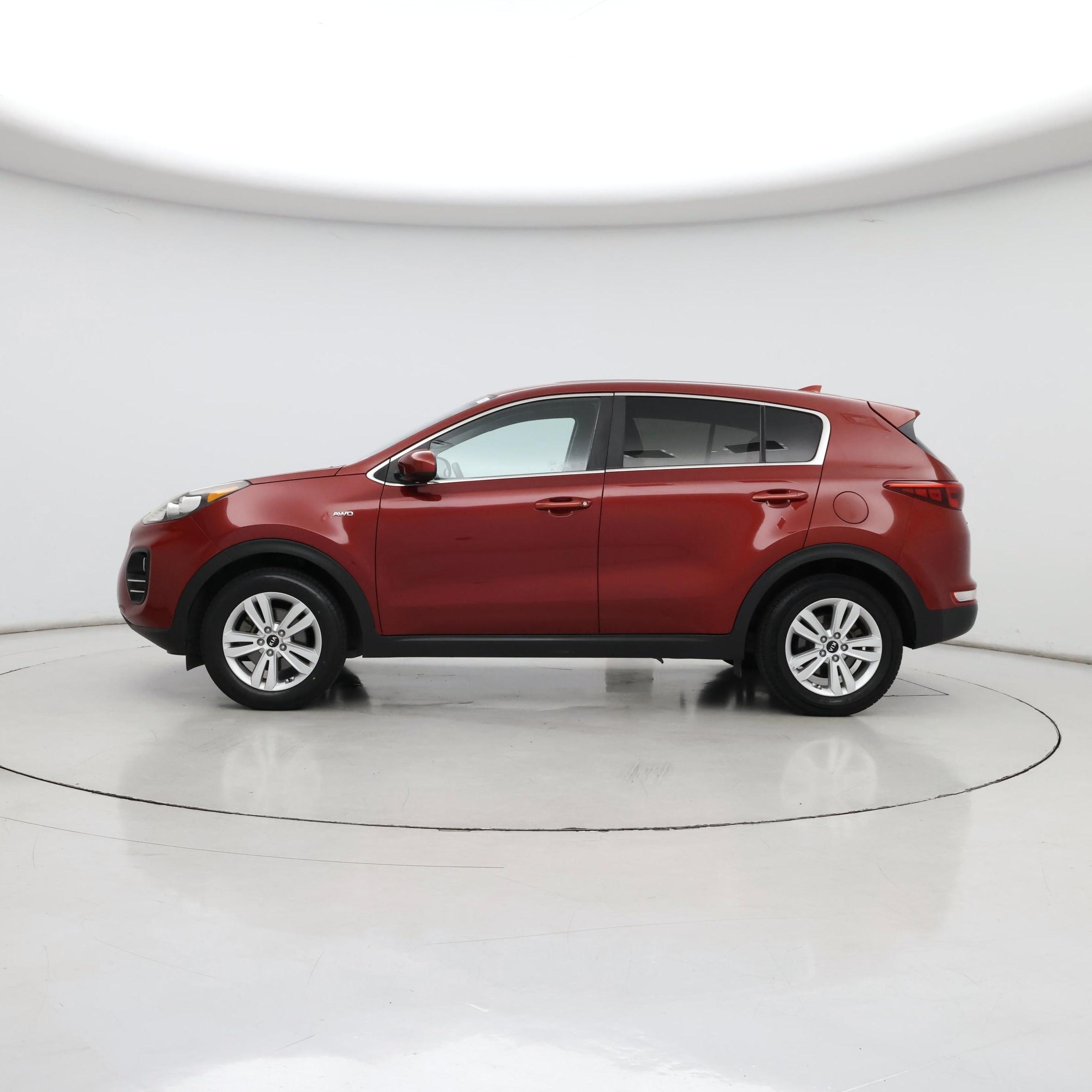 Thumbnail: 2017 Kia Sportage - 3