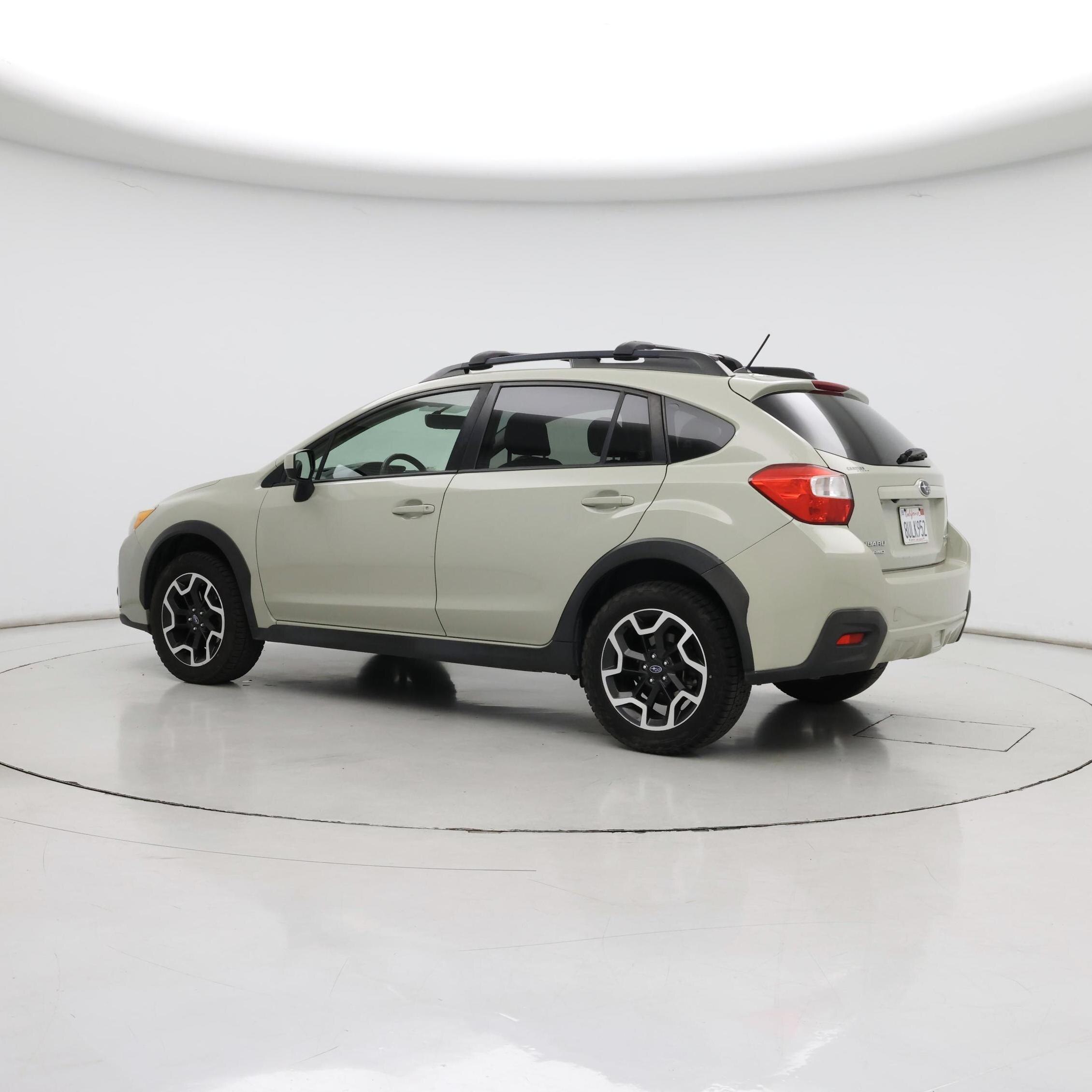 Thumbnail: 2017 Subaru Crosstrek - 3