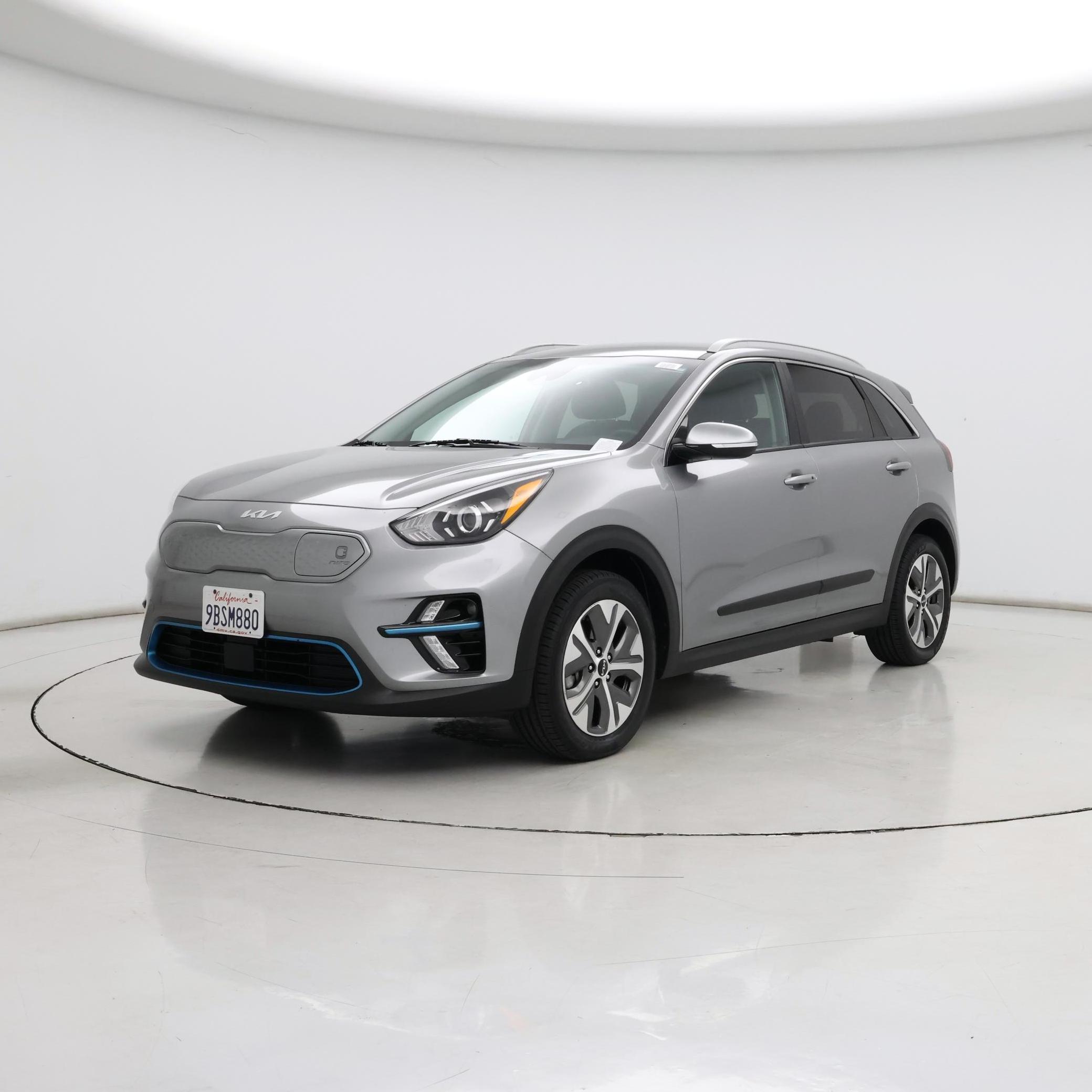 Thumbnail: 2022 Kia Niro - 4