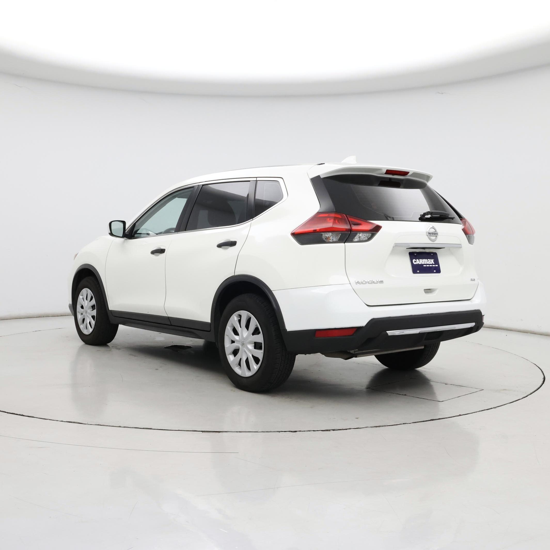 Thumbnail: 2017 Nissan Rogue - 2