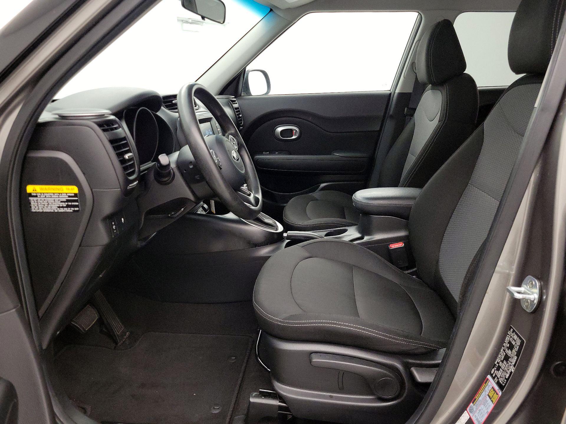 Thumbnail: 2018 Kia Soul - 11