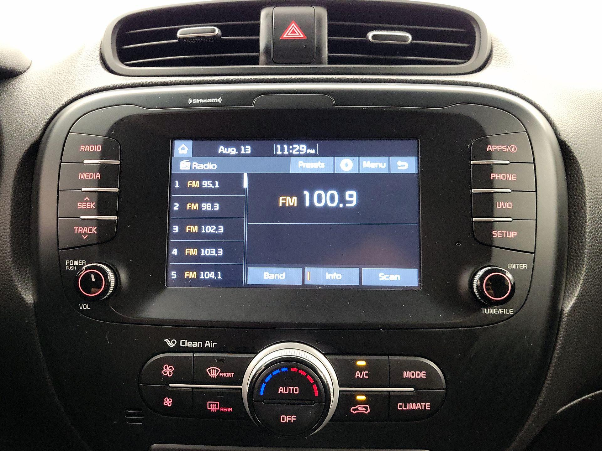 Thumbnail: 2018 Kia Soul - 15