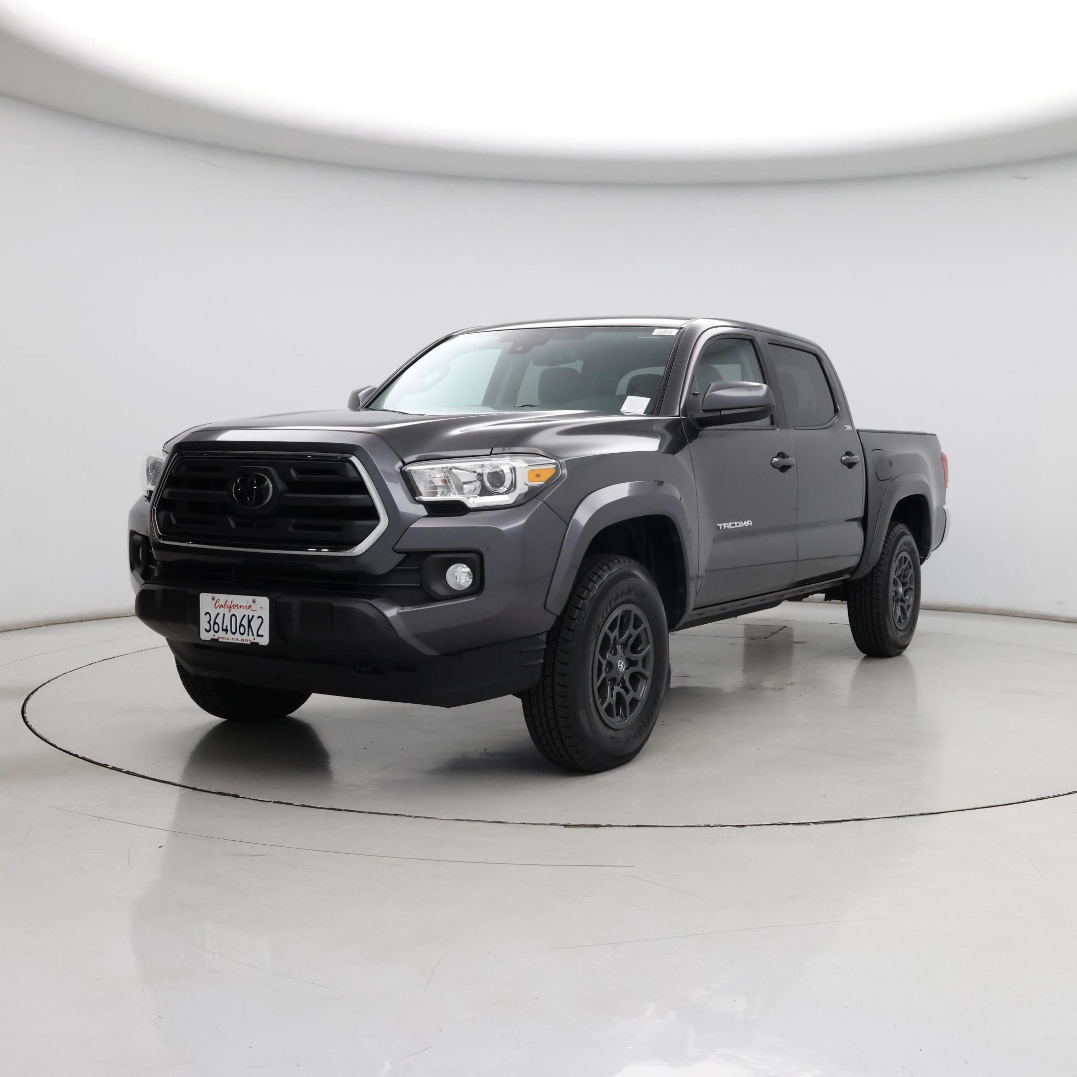 Thumbnail: 2018 Toyota Tacoma - 4