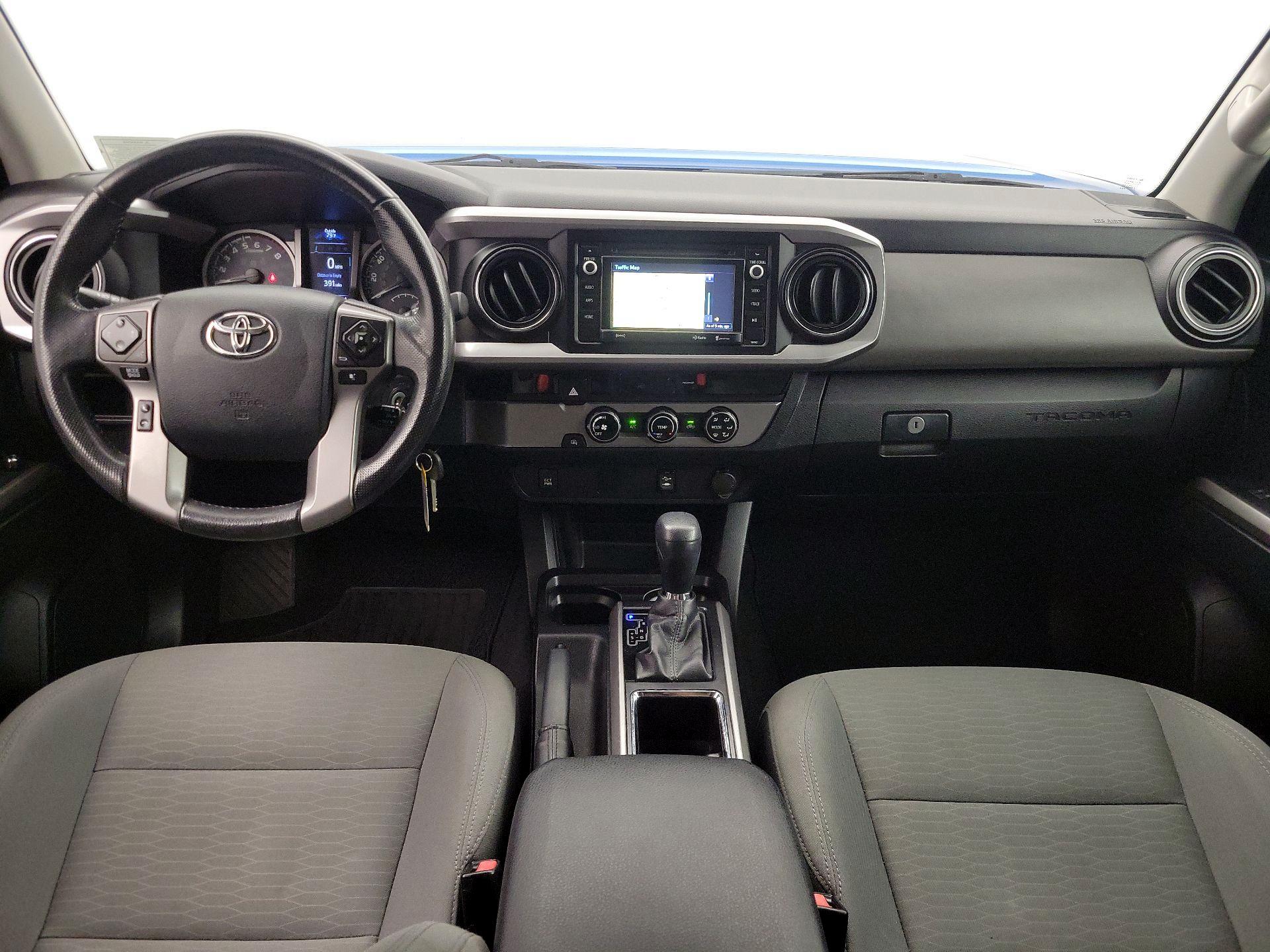 Thumbnail: 2016 Toyota Tacoma - 9