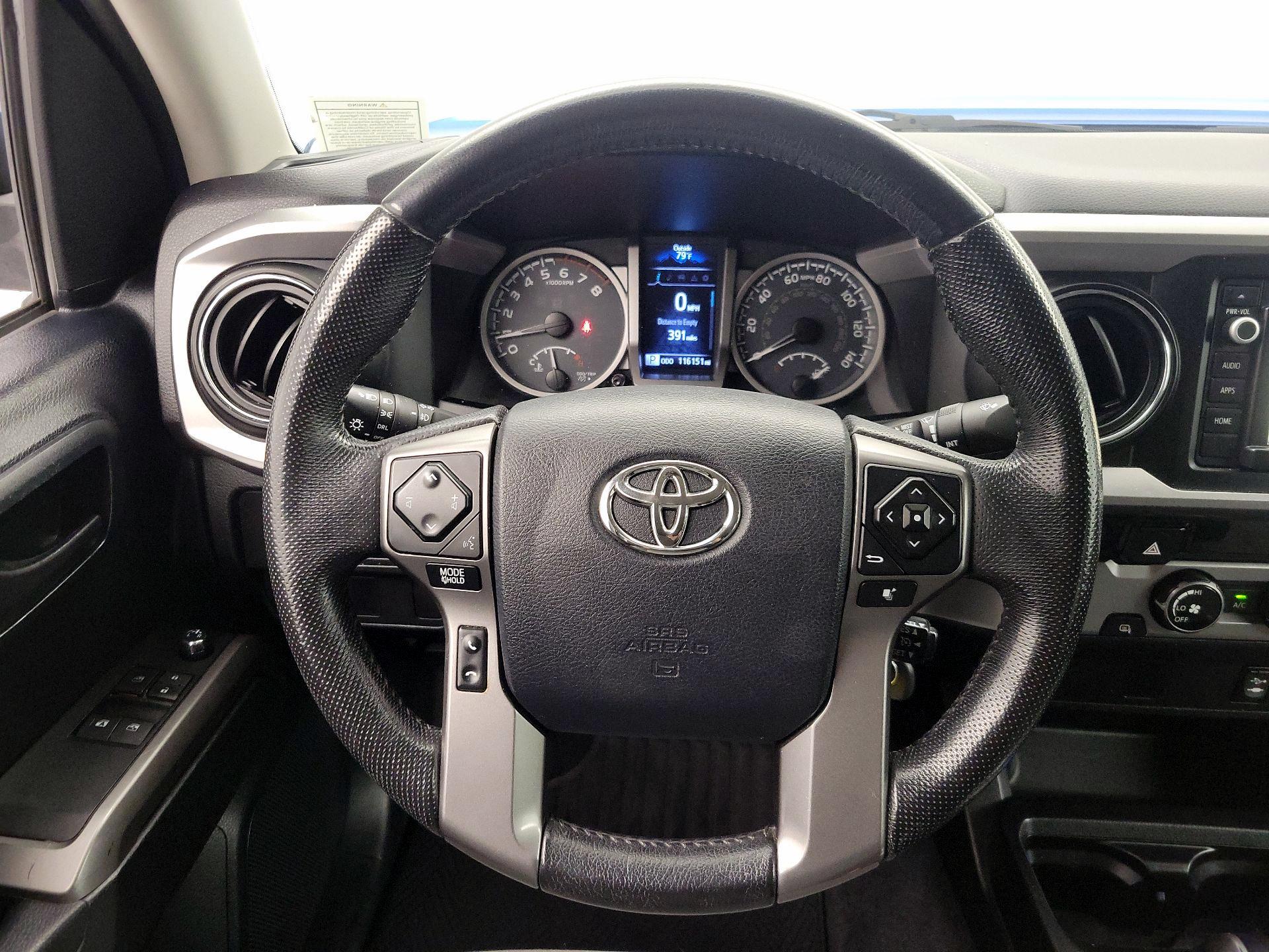 Thumbnail: 2016 Toyota Tacoma - 10