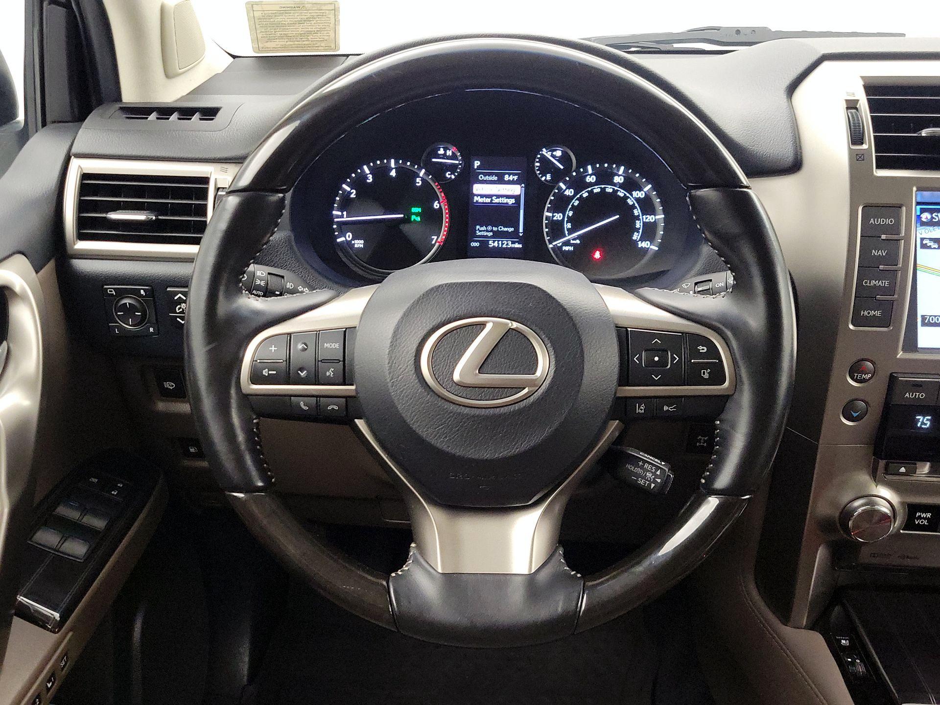 Thumbnail: 2021 Lexus GX - 10