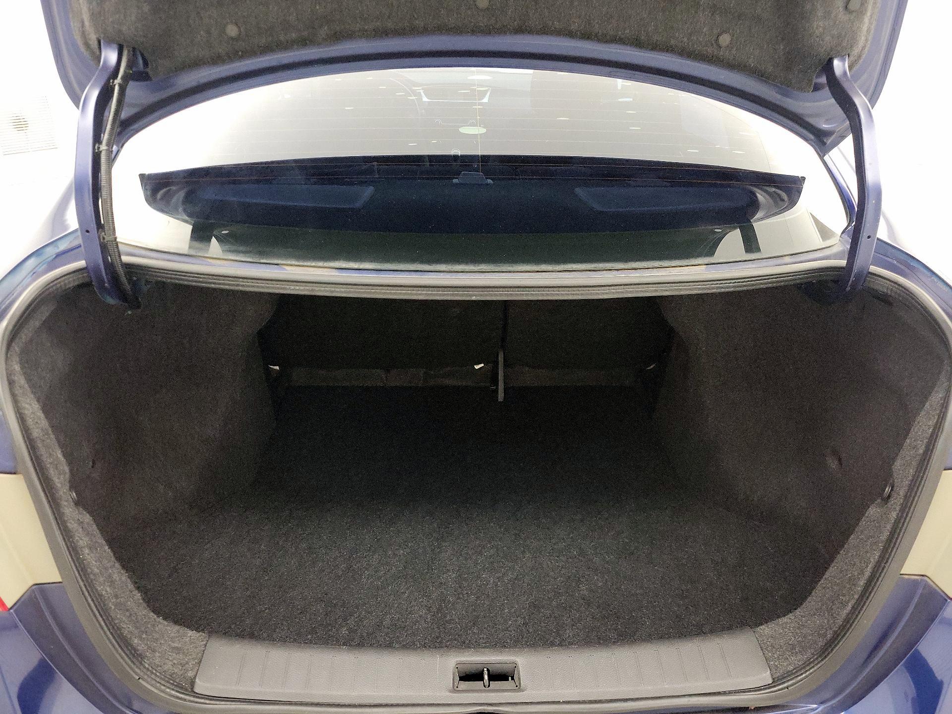 Thumbnail: 2016 Nissan Sentra - 20