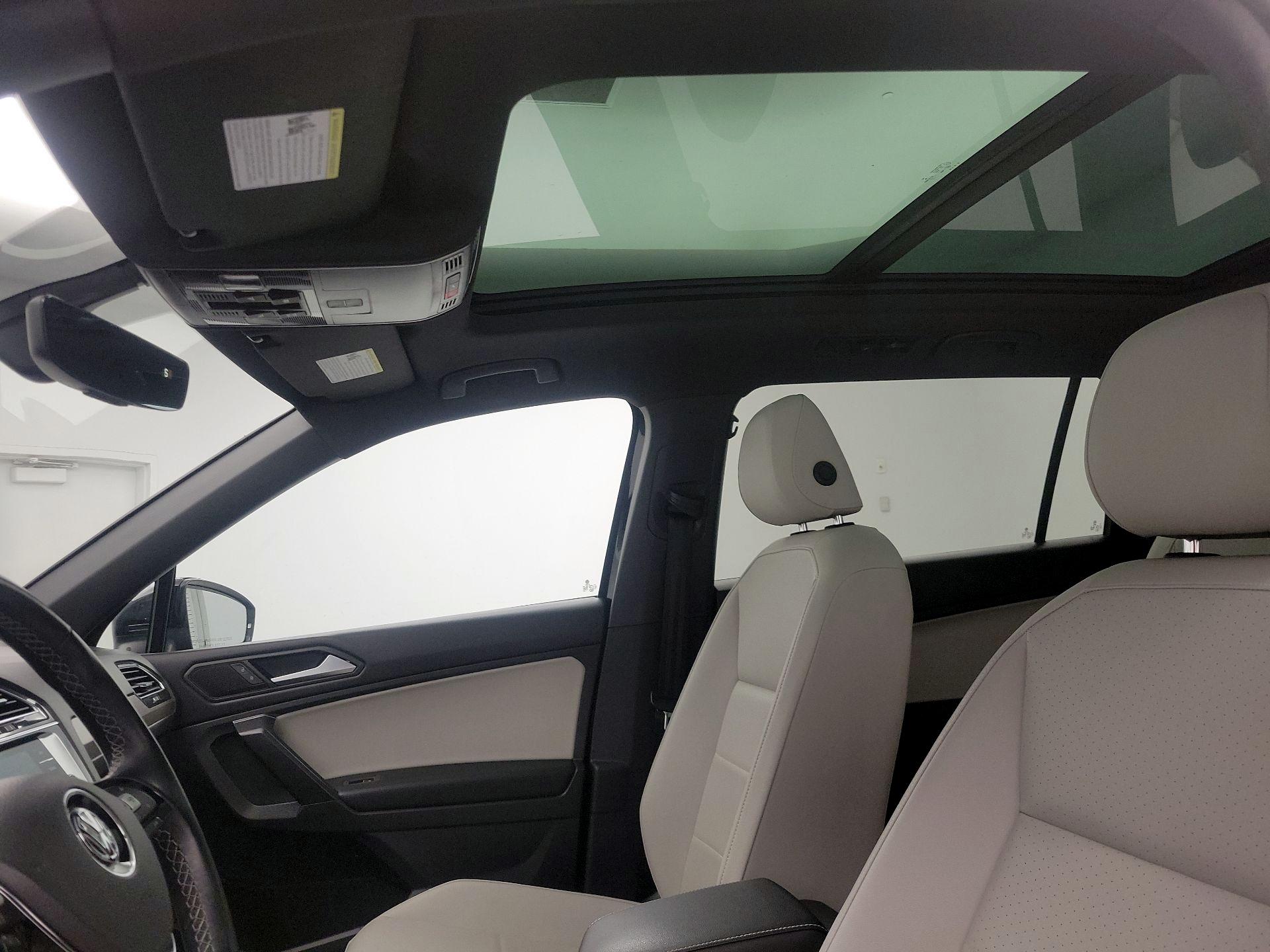 Thumbnail: 2021 Volkswagen Tiguan - 19