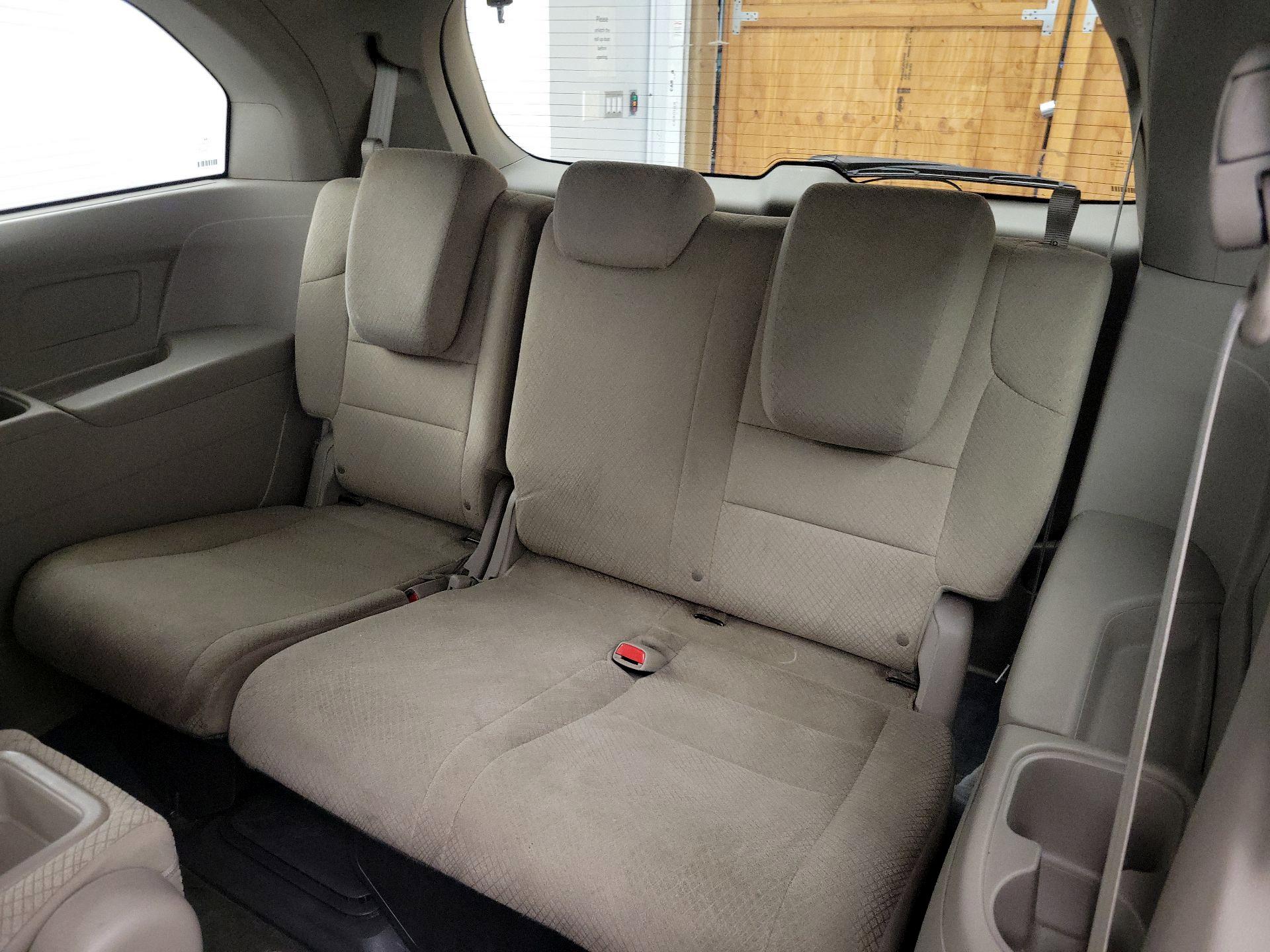 Thumbnail: 2016 Honda Odyssey - 20