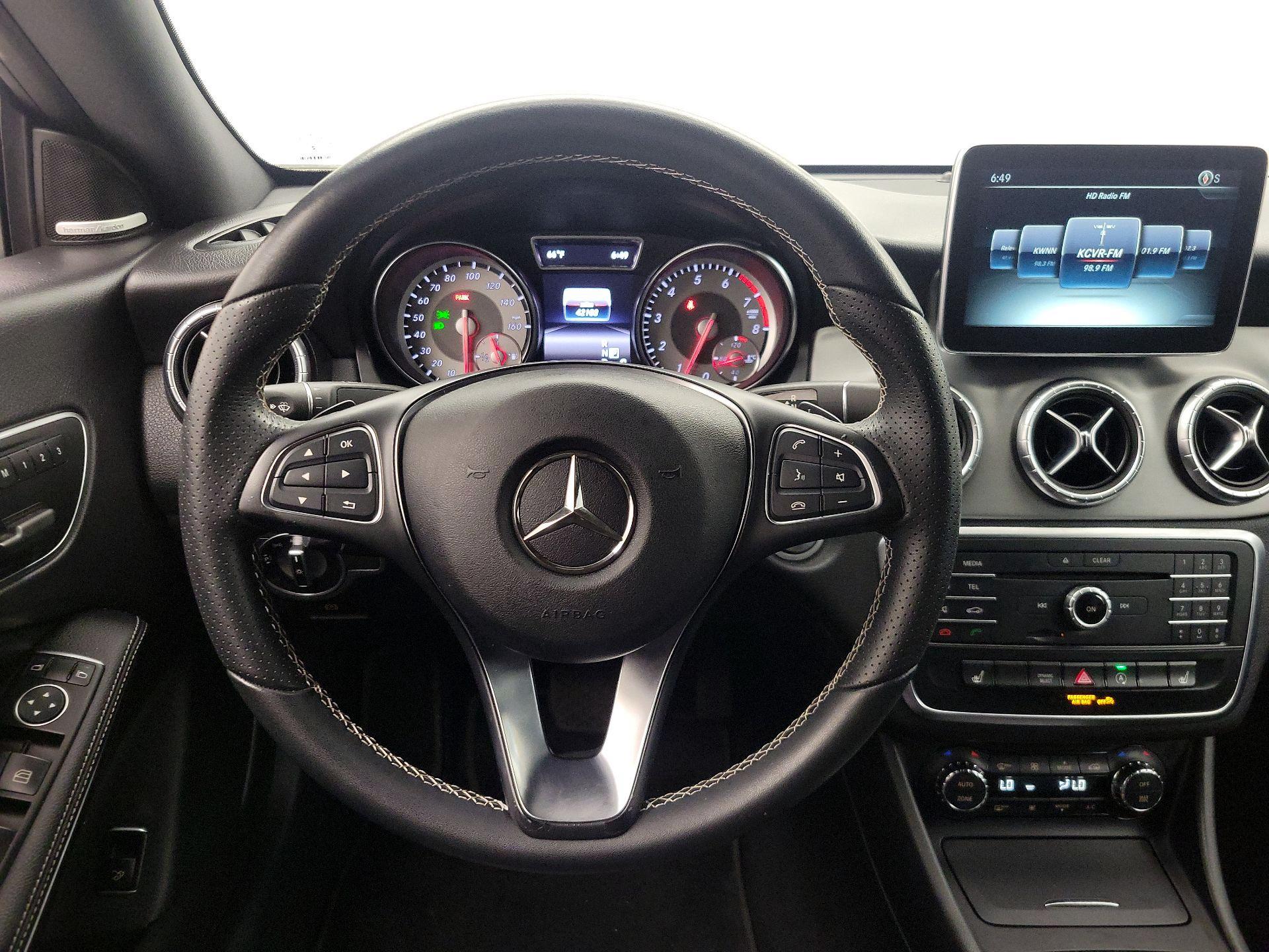 Thumbnail: 2016 Mercedes-Benz CLA - 10