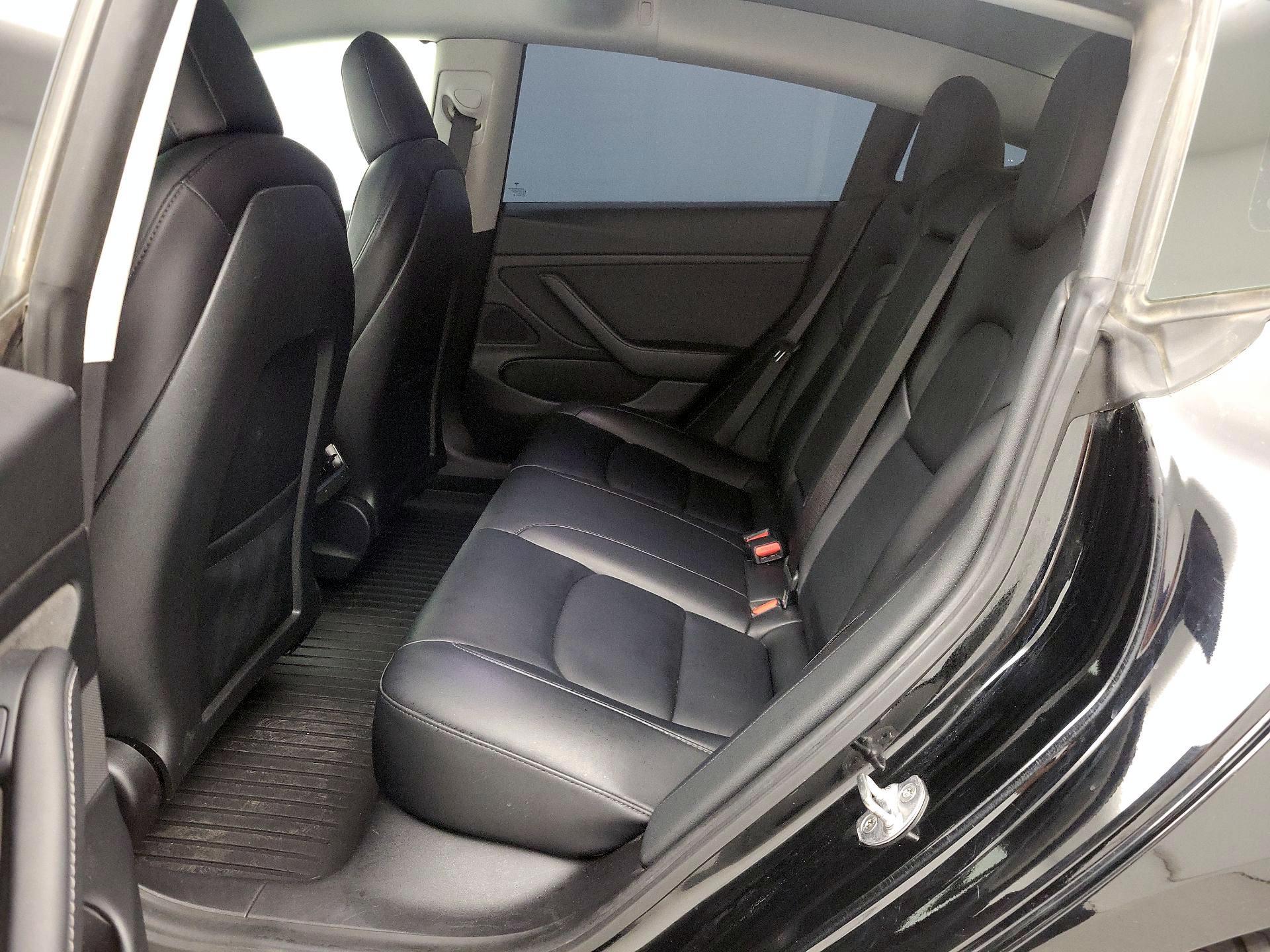 Thumbnail: 2021 Tesla Model 3 - 20