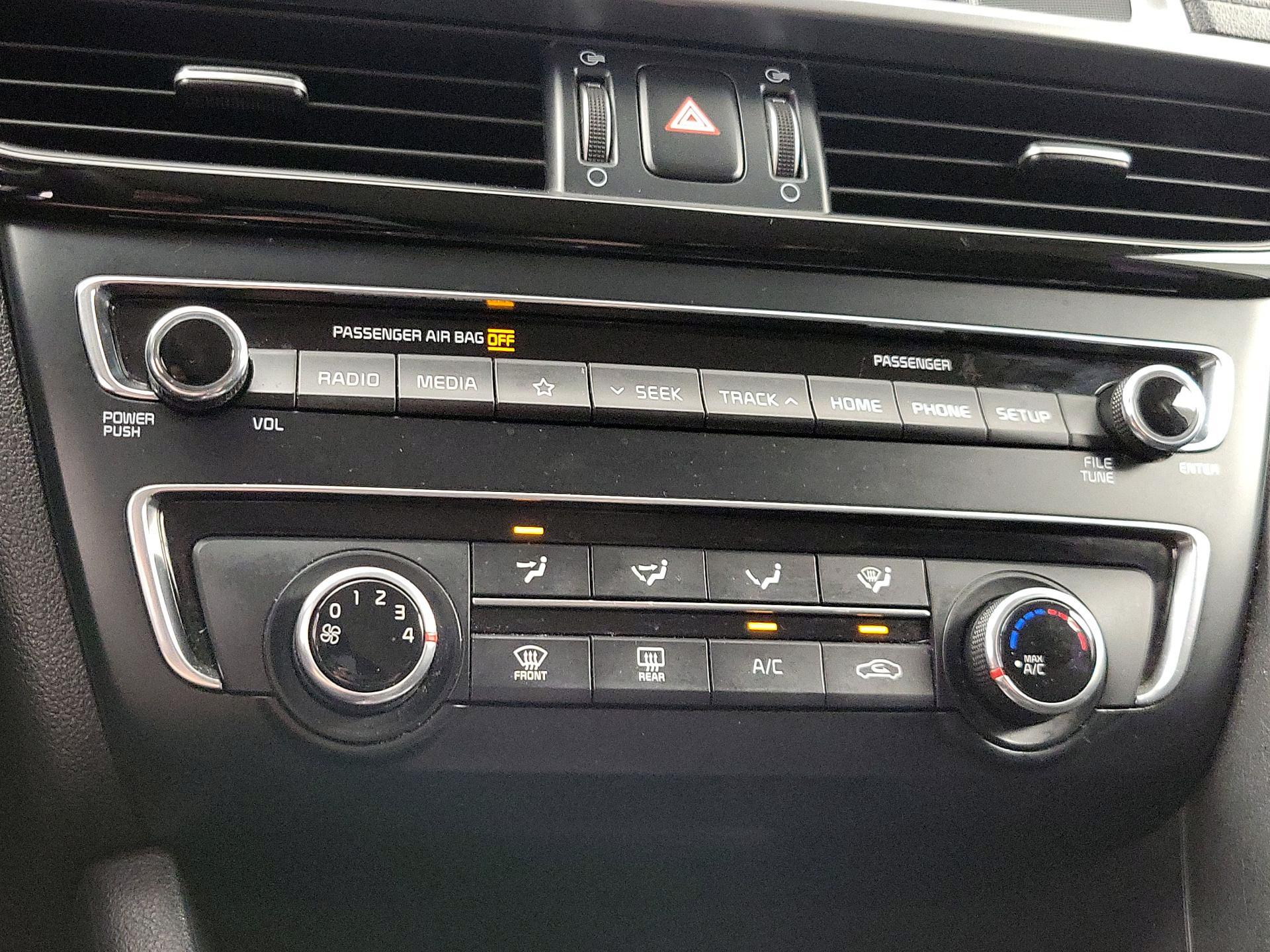 Thumbnail: 2019 Kia Optima - 16