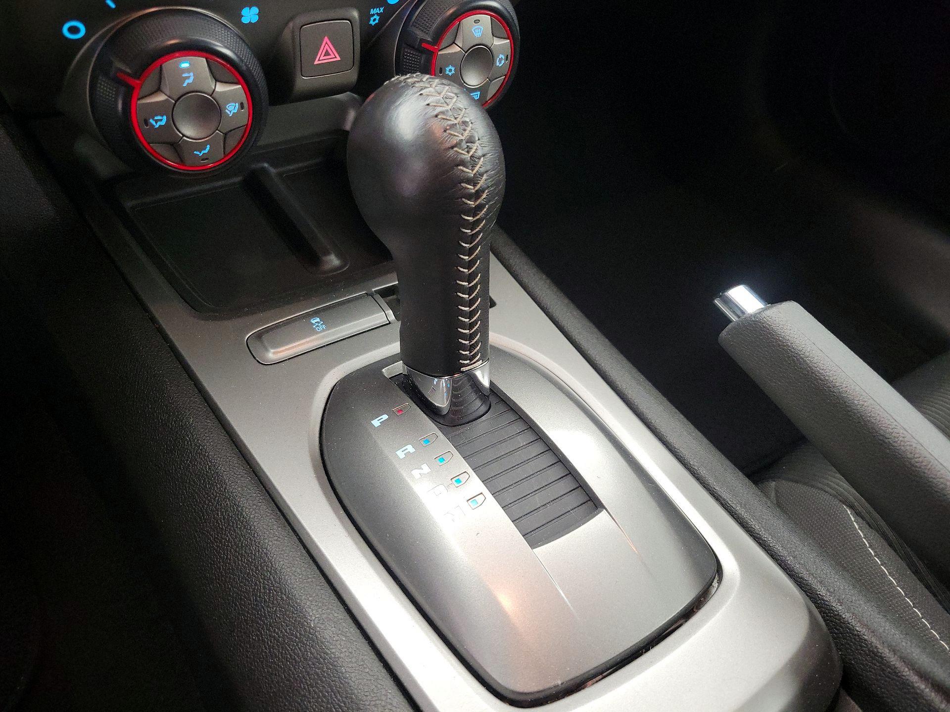 Thumbnail: 2015 Chevrolet Camaro - 16