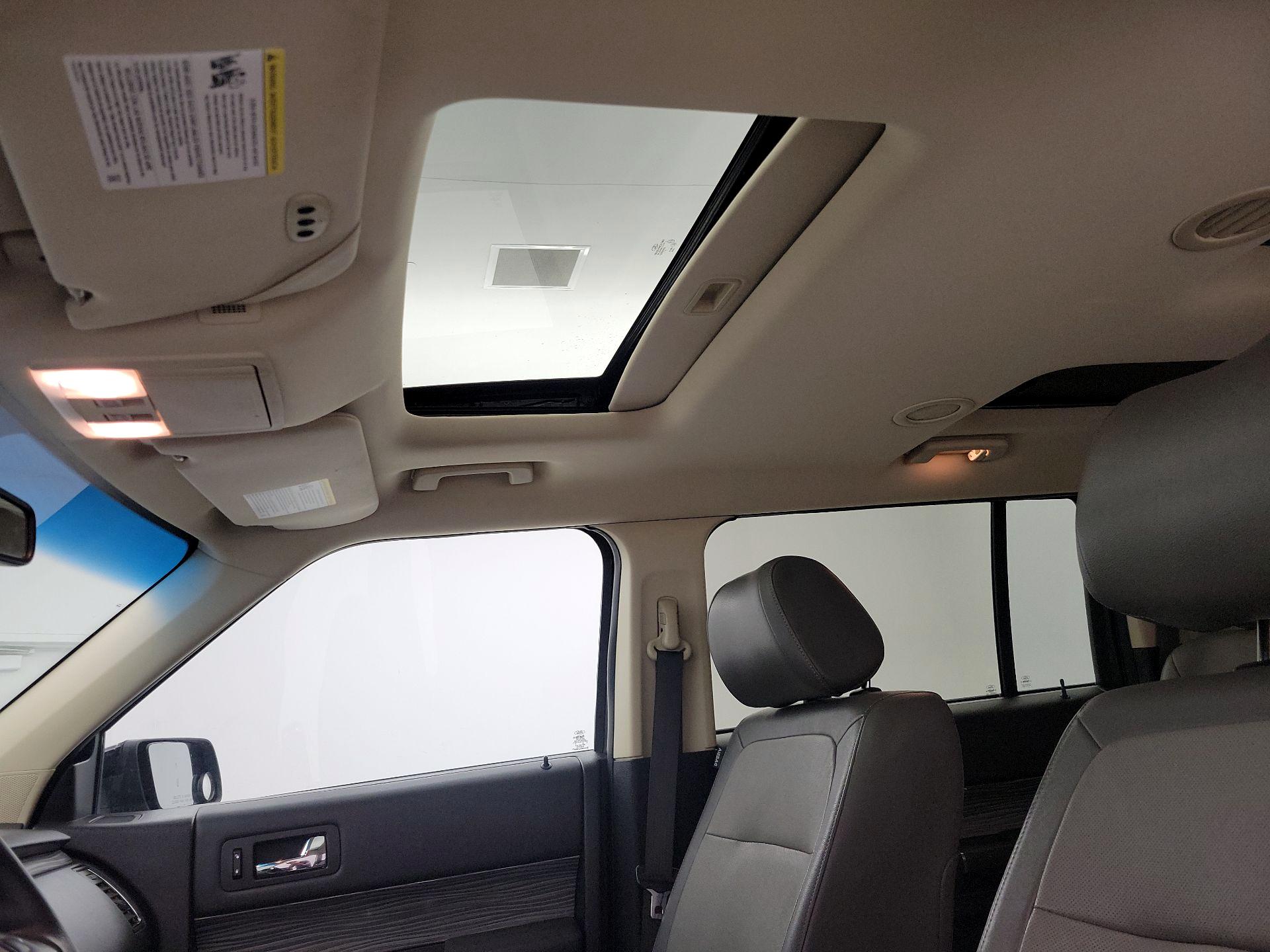 Thumbnail: 2018 Ford Flex - 20