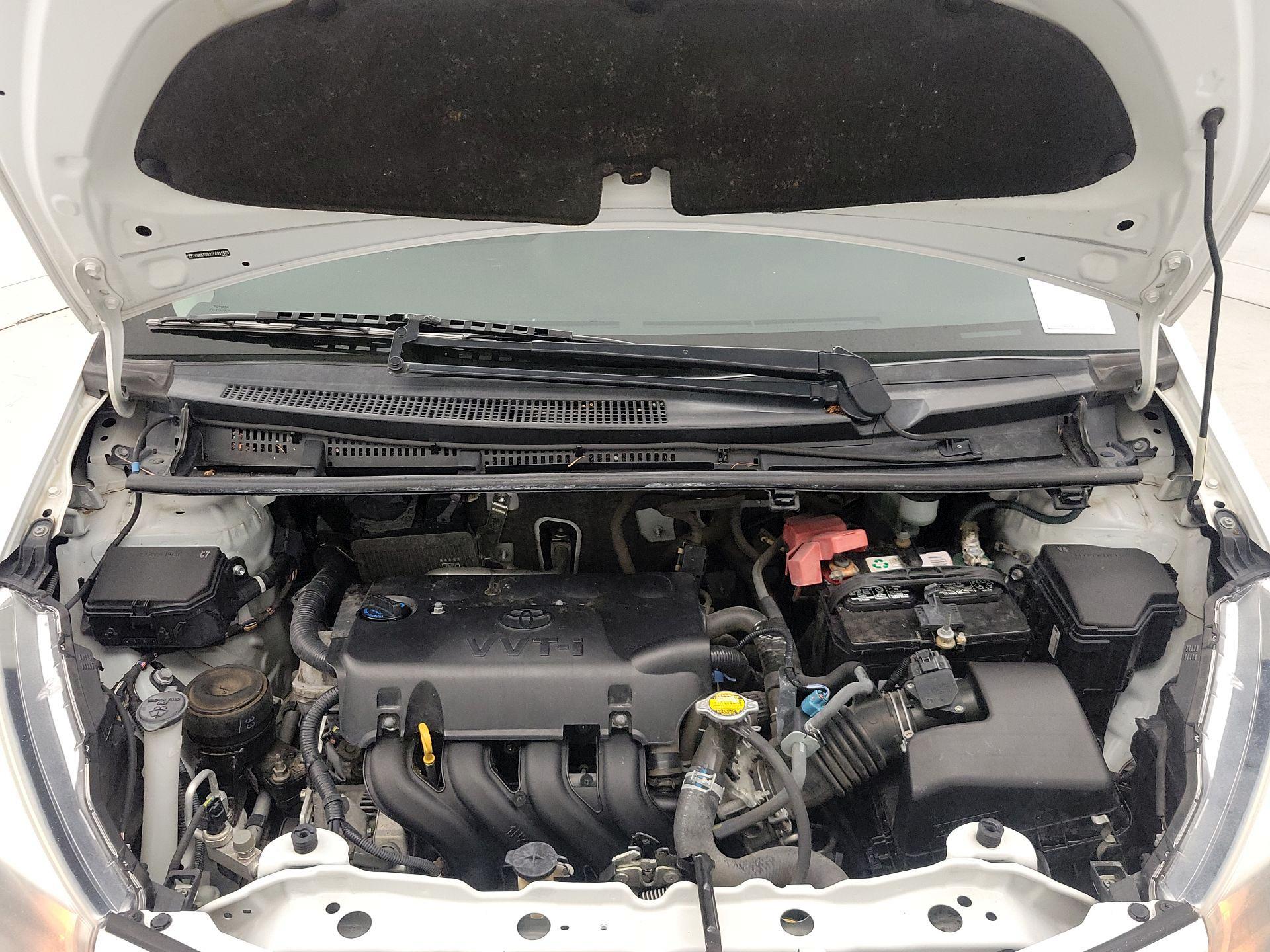 Thumbnail: 2014 Toyota Yaris - 19