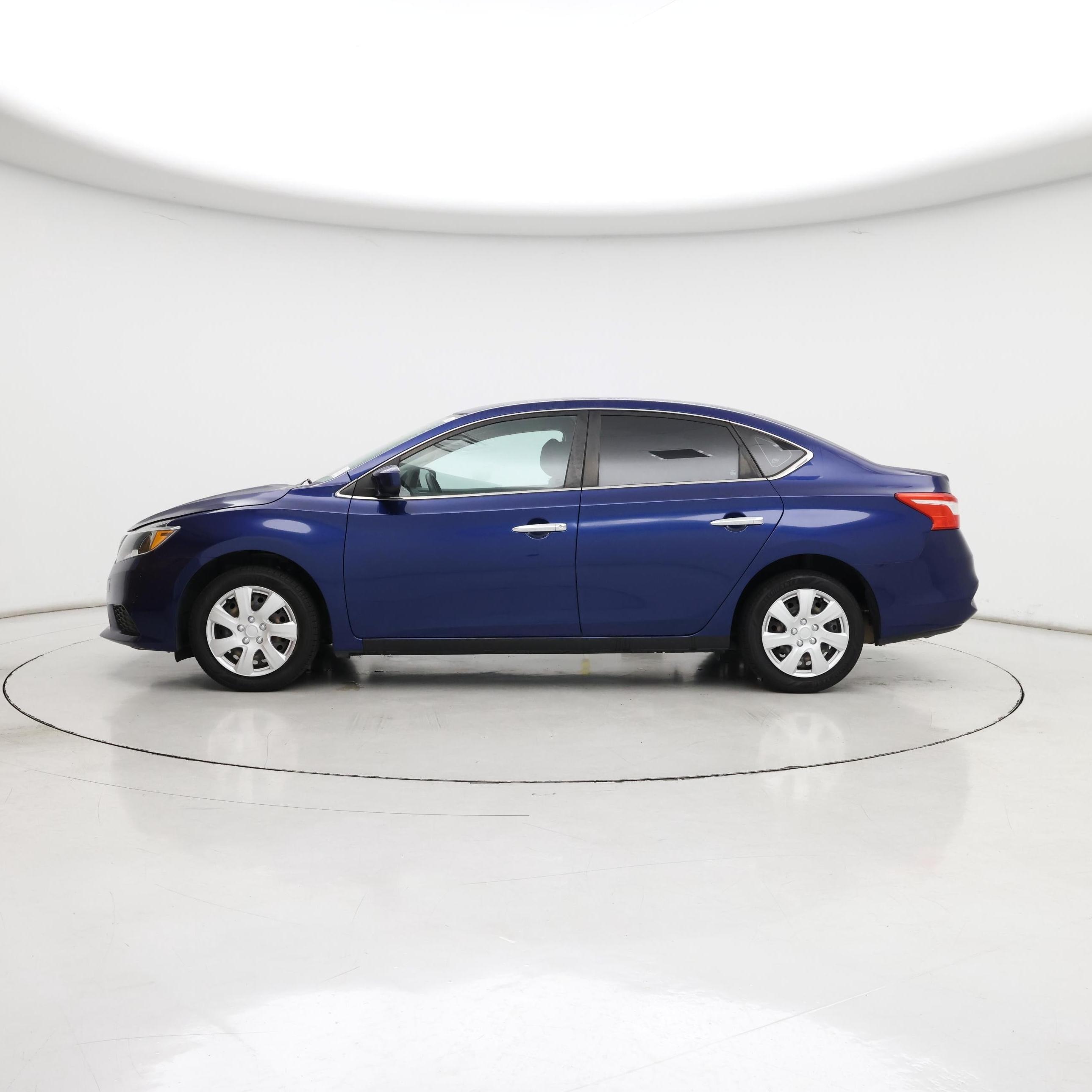 Thumbnail: 2019 Nissan Sentra - 3