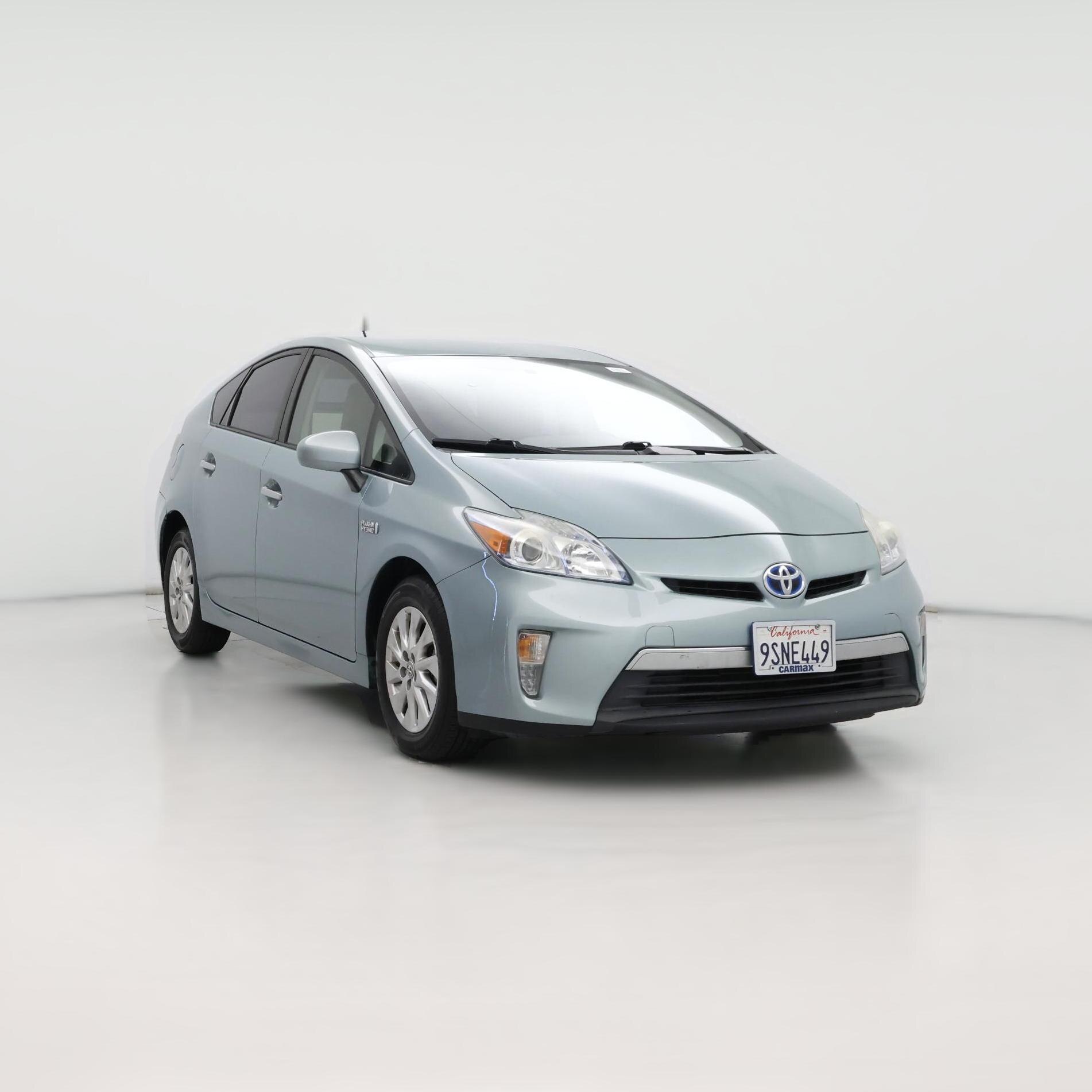 Thumbnail: 2015 Toyota Prius - 1