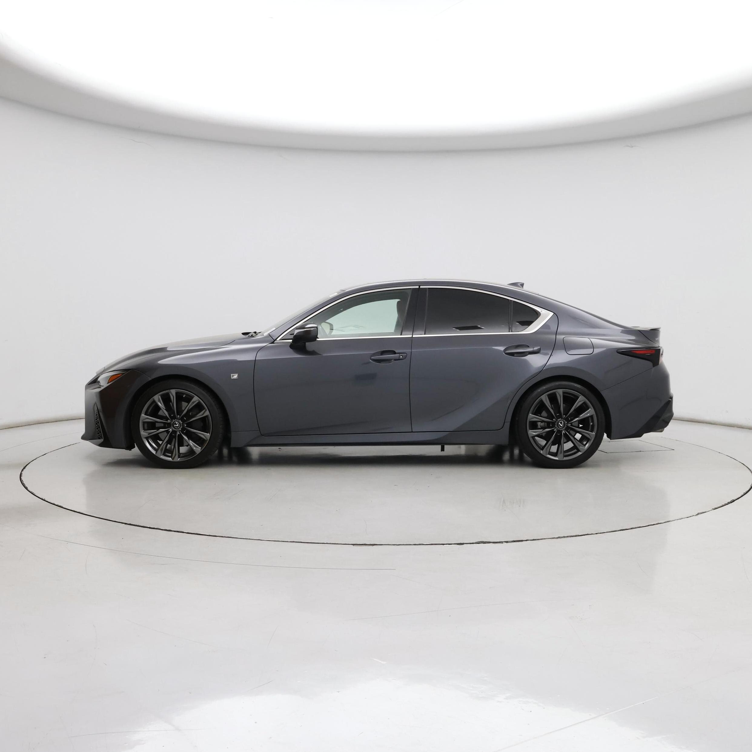 Thumbnail: 2022 Lexus IS - 3