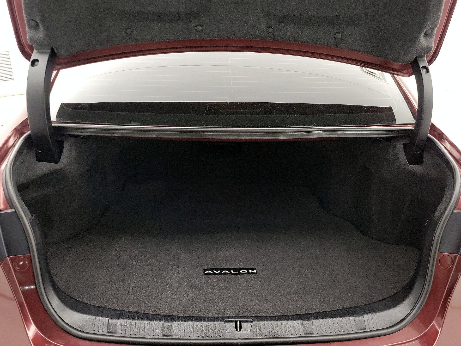 Thumbnail: 2015 Toyota Avalon - 20