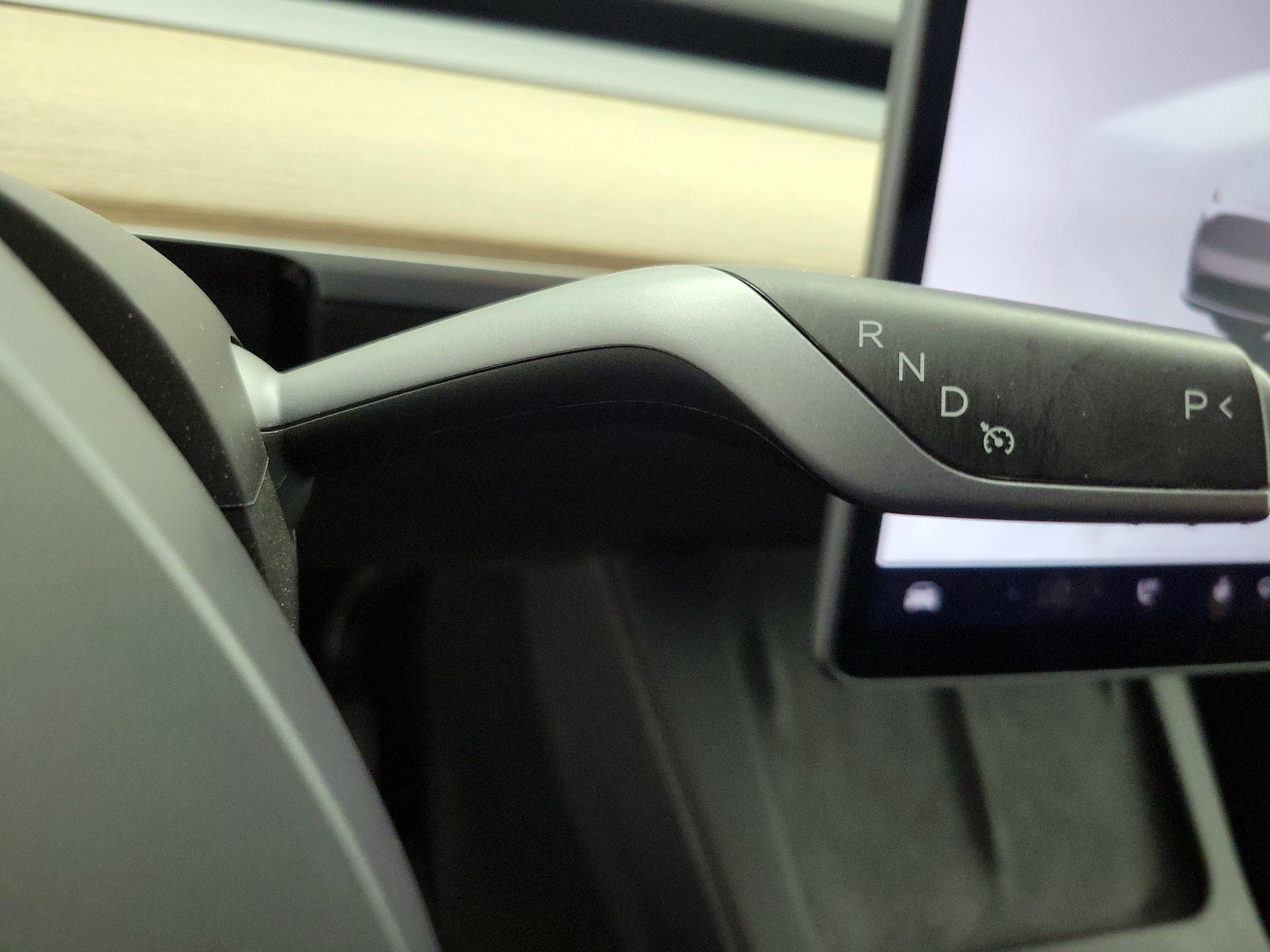 Thumbnail: 2022 Tesla Model Y - 17